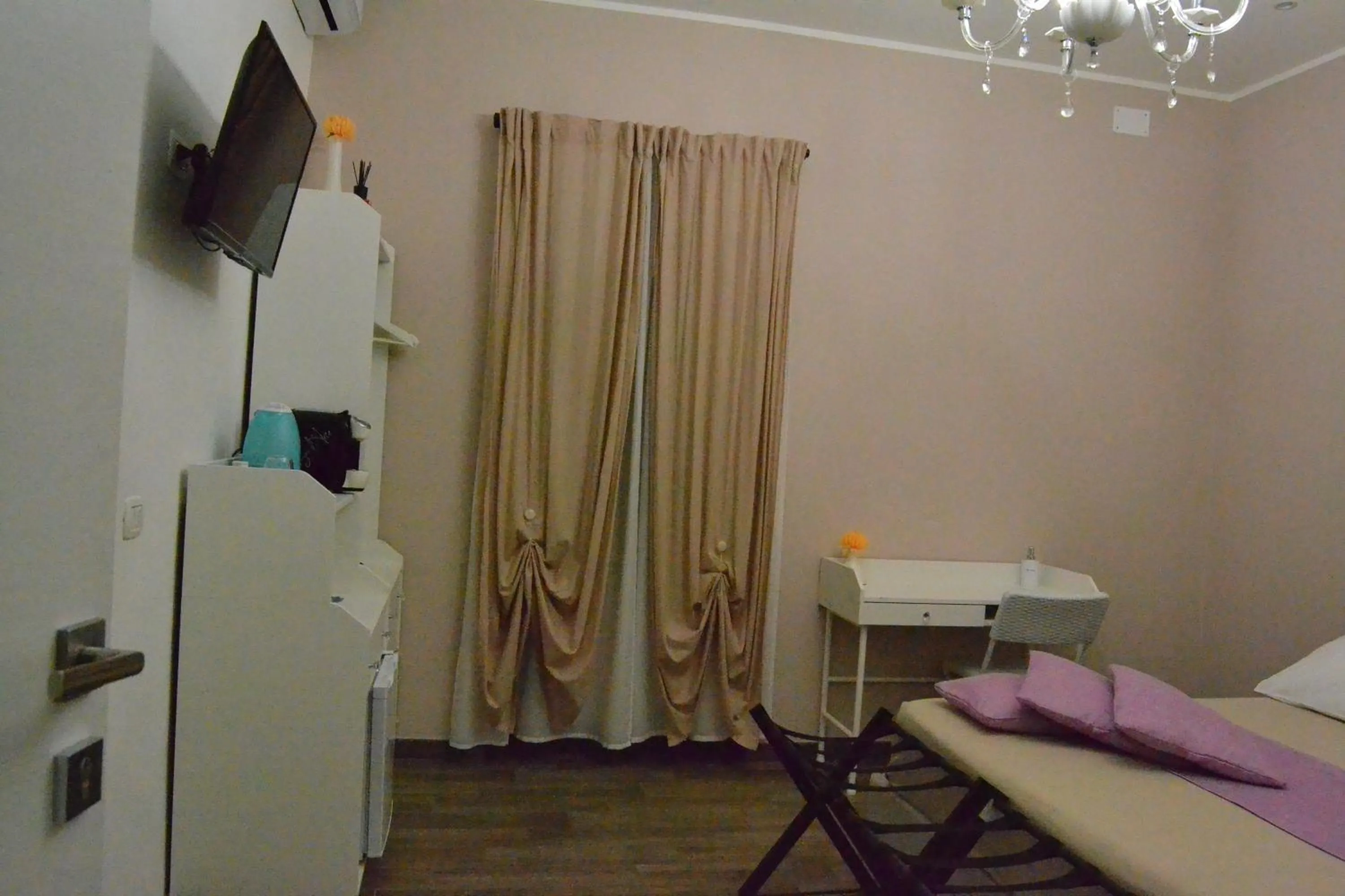 TV and multimedia, Bed in Karina's Rooms