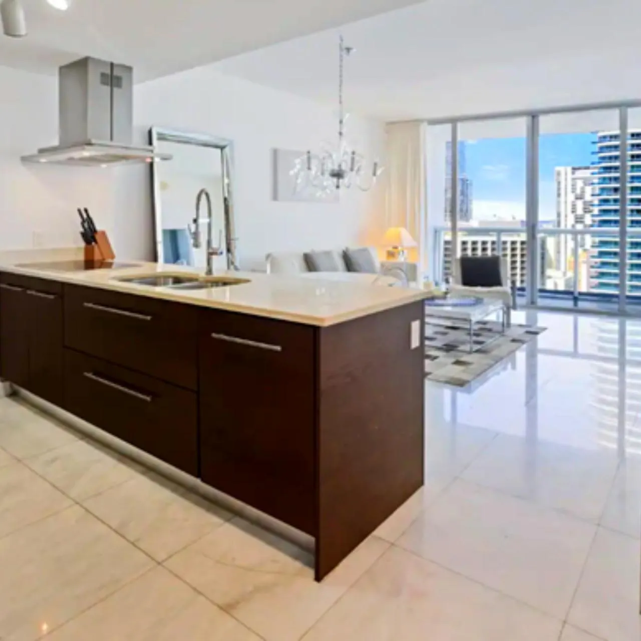 Kitchen or kitchenette in Vacation Apartment for Couples in Miami