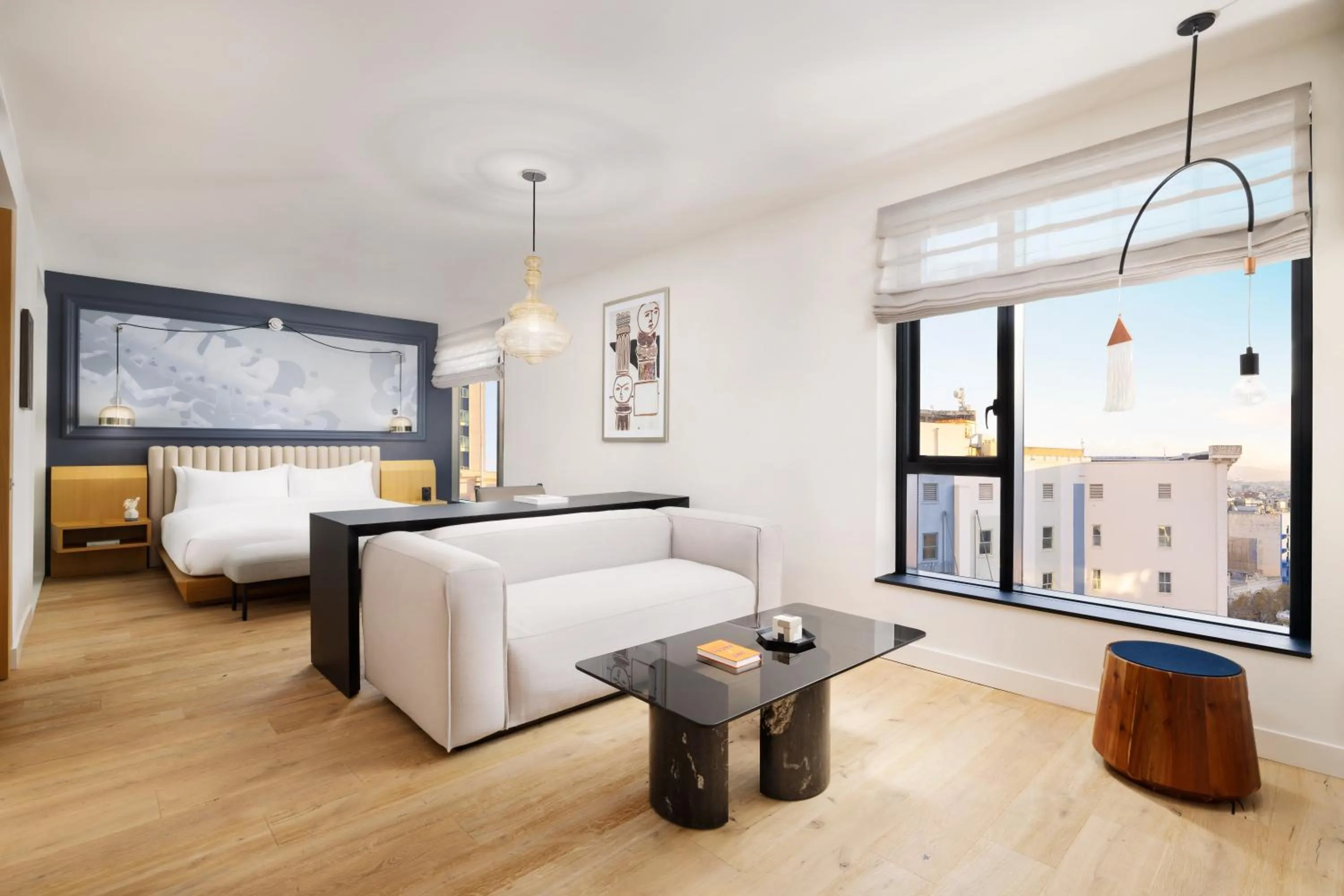 Bedroom, Bed in Timbri Hotel San Francisco, Curio Collection by Hilton