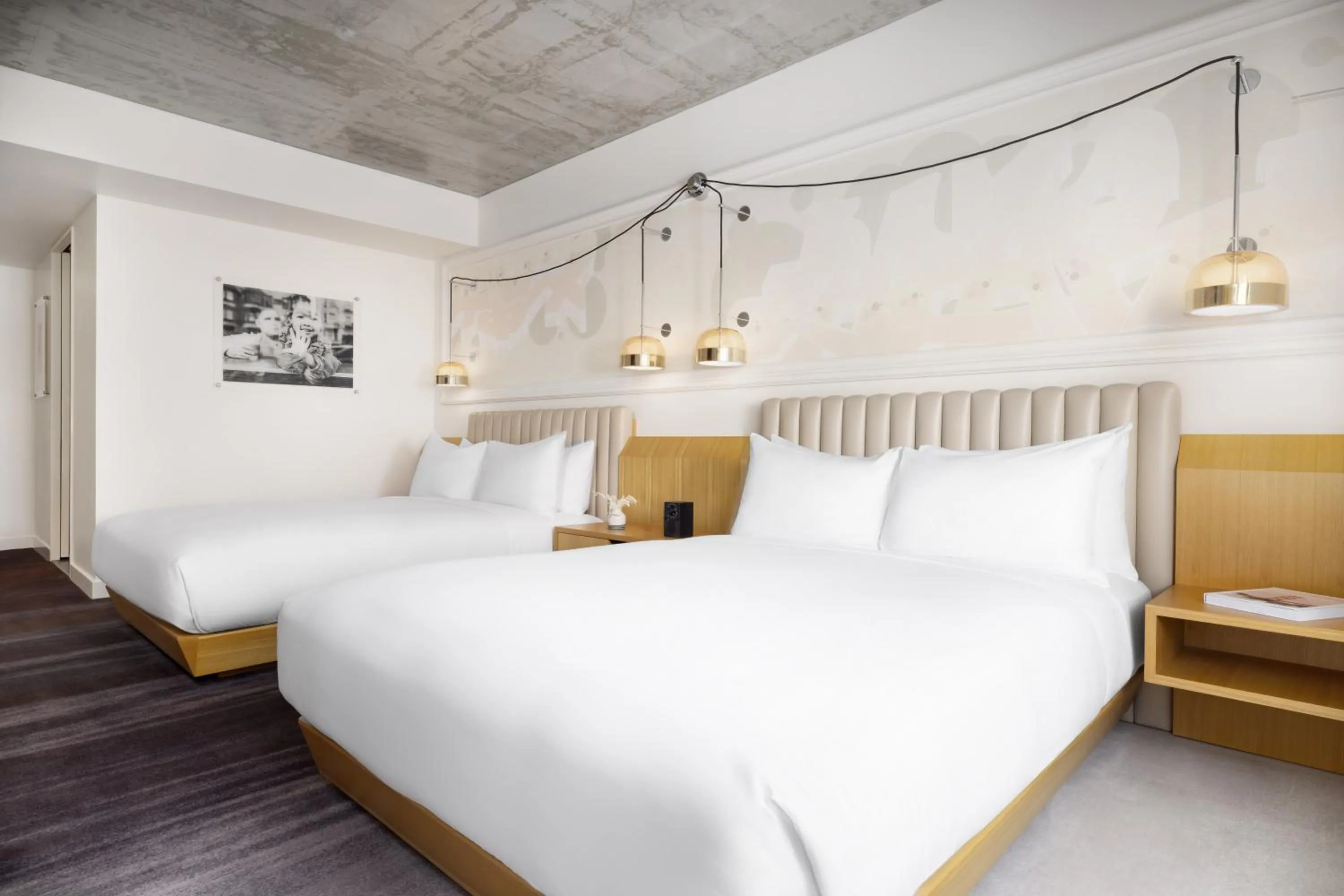 Bedroom, Bed in Timbri Hotel San Francisco, Curio Collection by Hilton