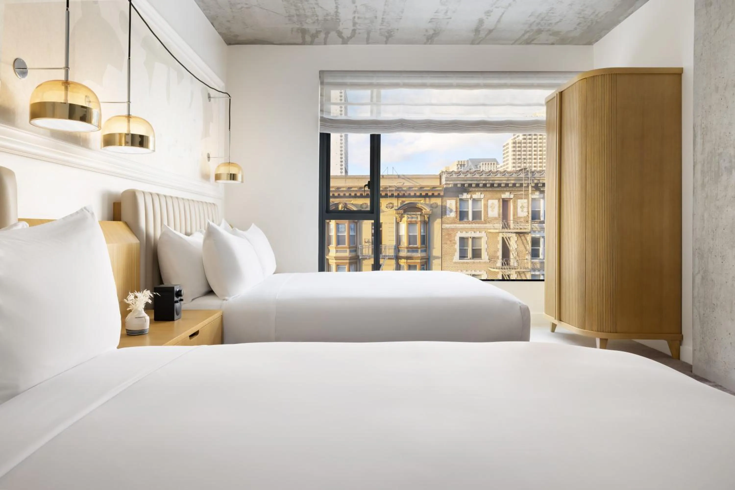 Bedroom, Bed in Timbri Hotel San Francisco, Curio Collection by Hilton