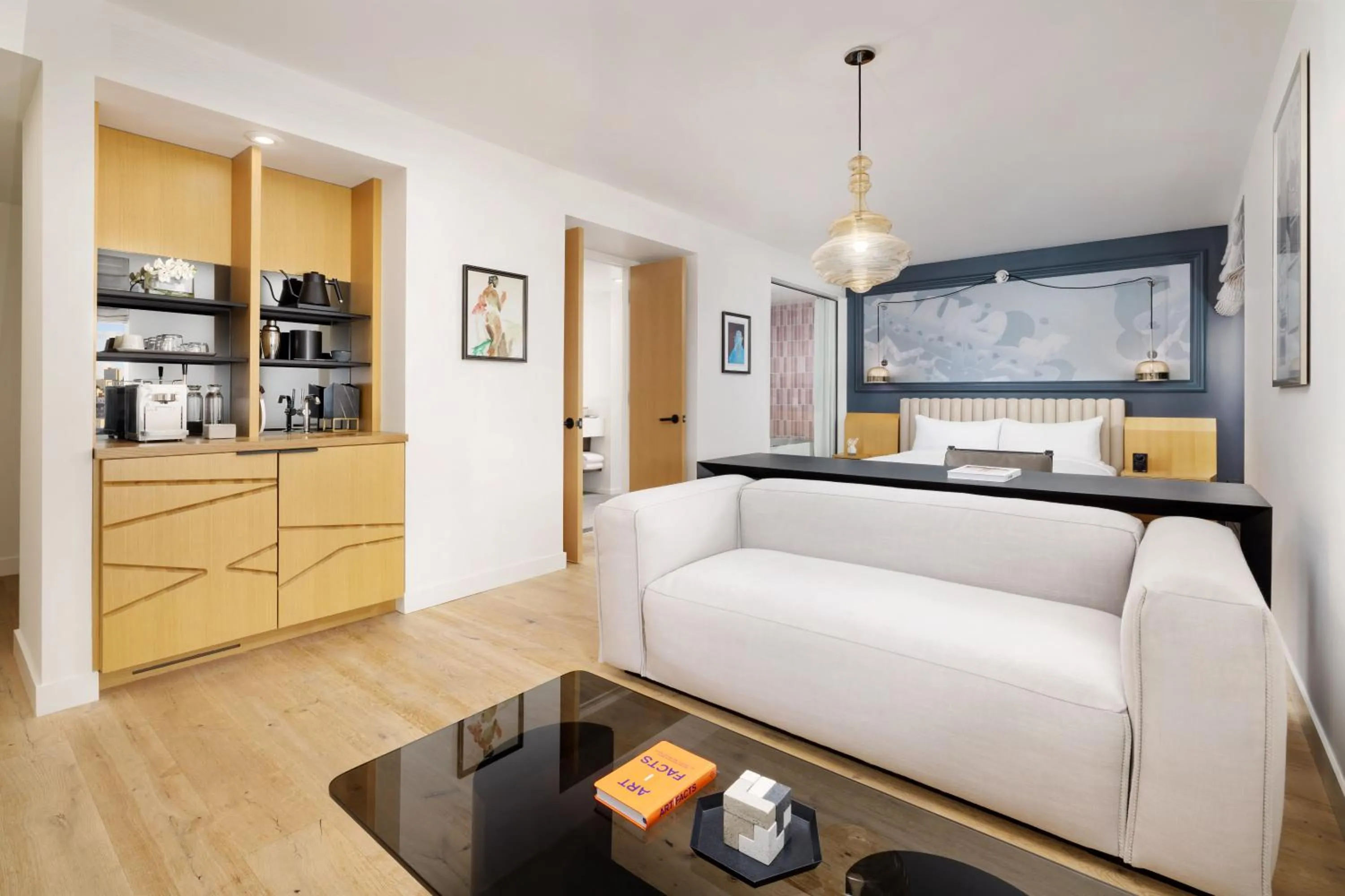 Bedroom in Timbri Hotel San Francisco, Curio Collection by Hilton