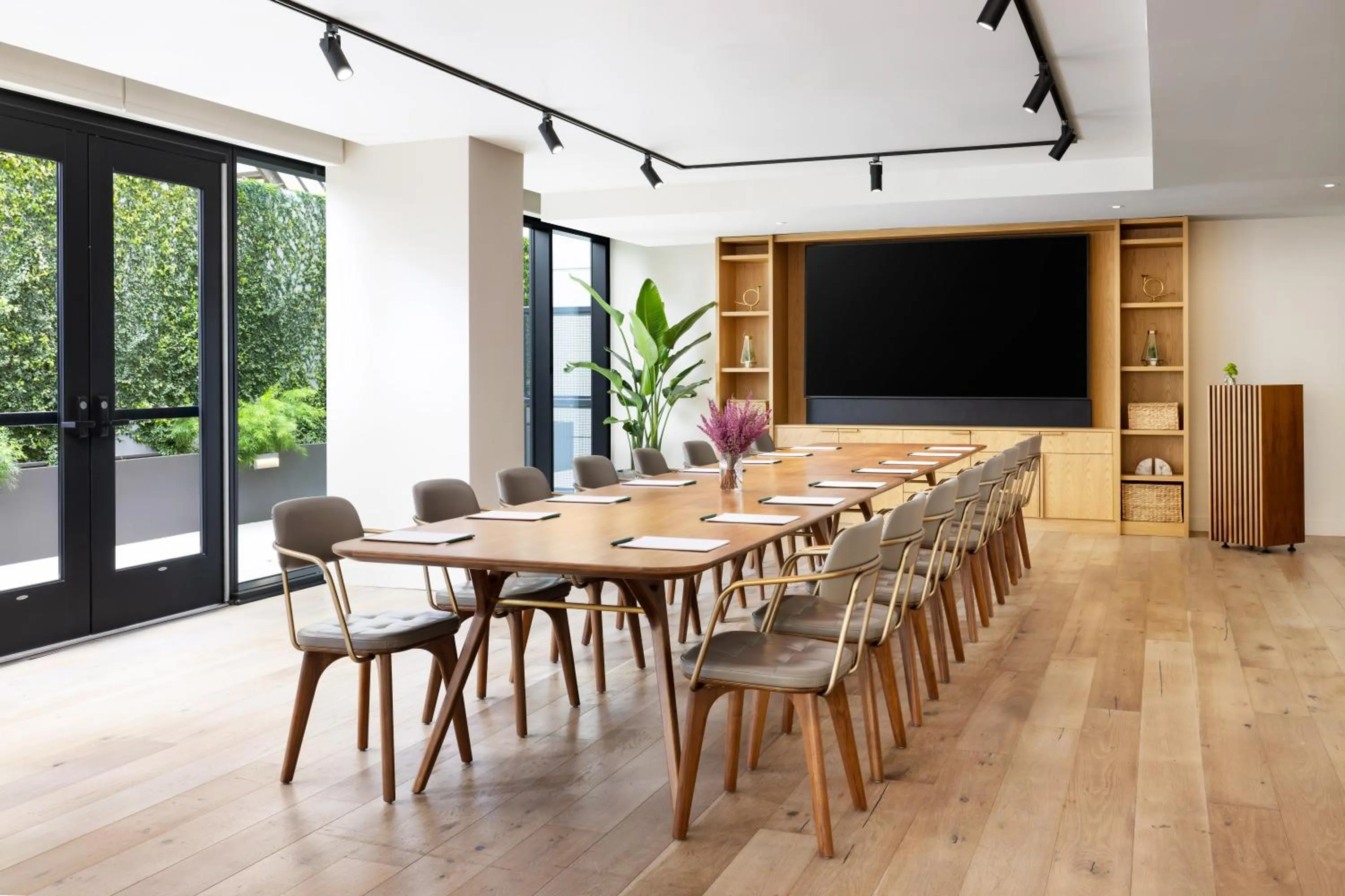 Meeting/conference room in Timbri Hotel San Francisco, Curio Collection by Hilton