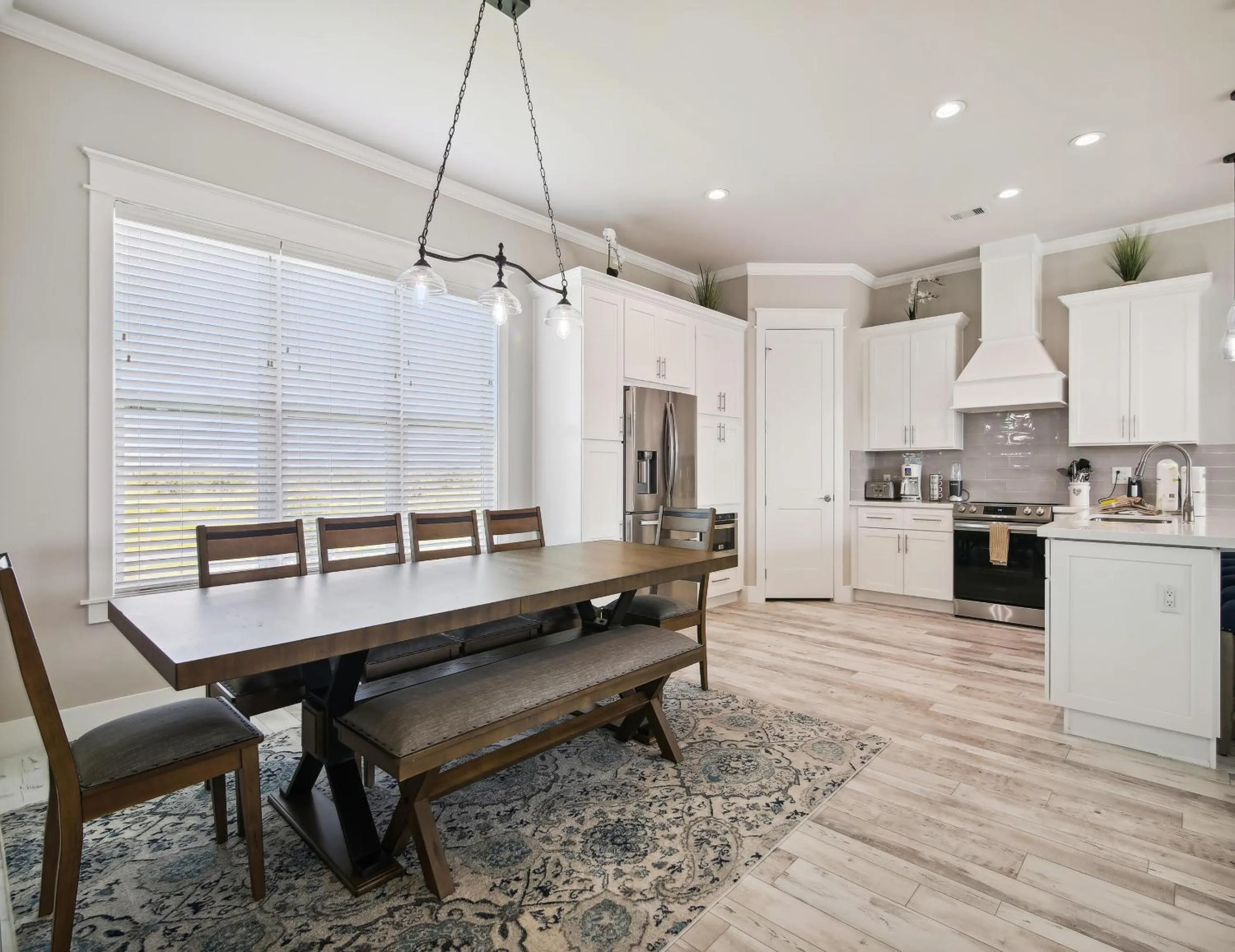 Property building in Pearl of the Sea