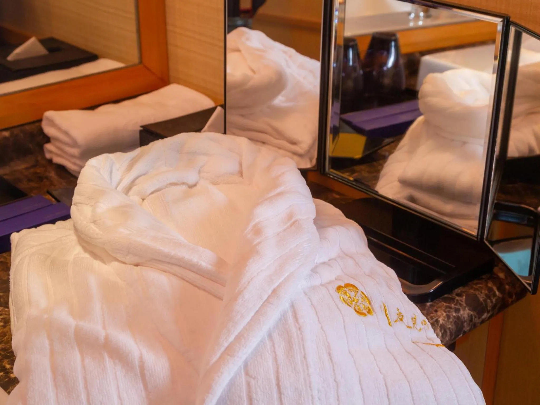 Area and facilities in Tsukiyominoza