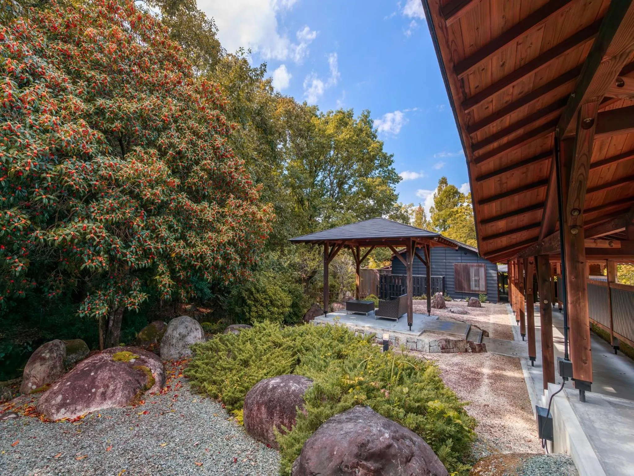 Property building in Tsukiyominoza