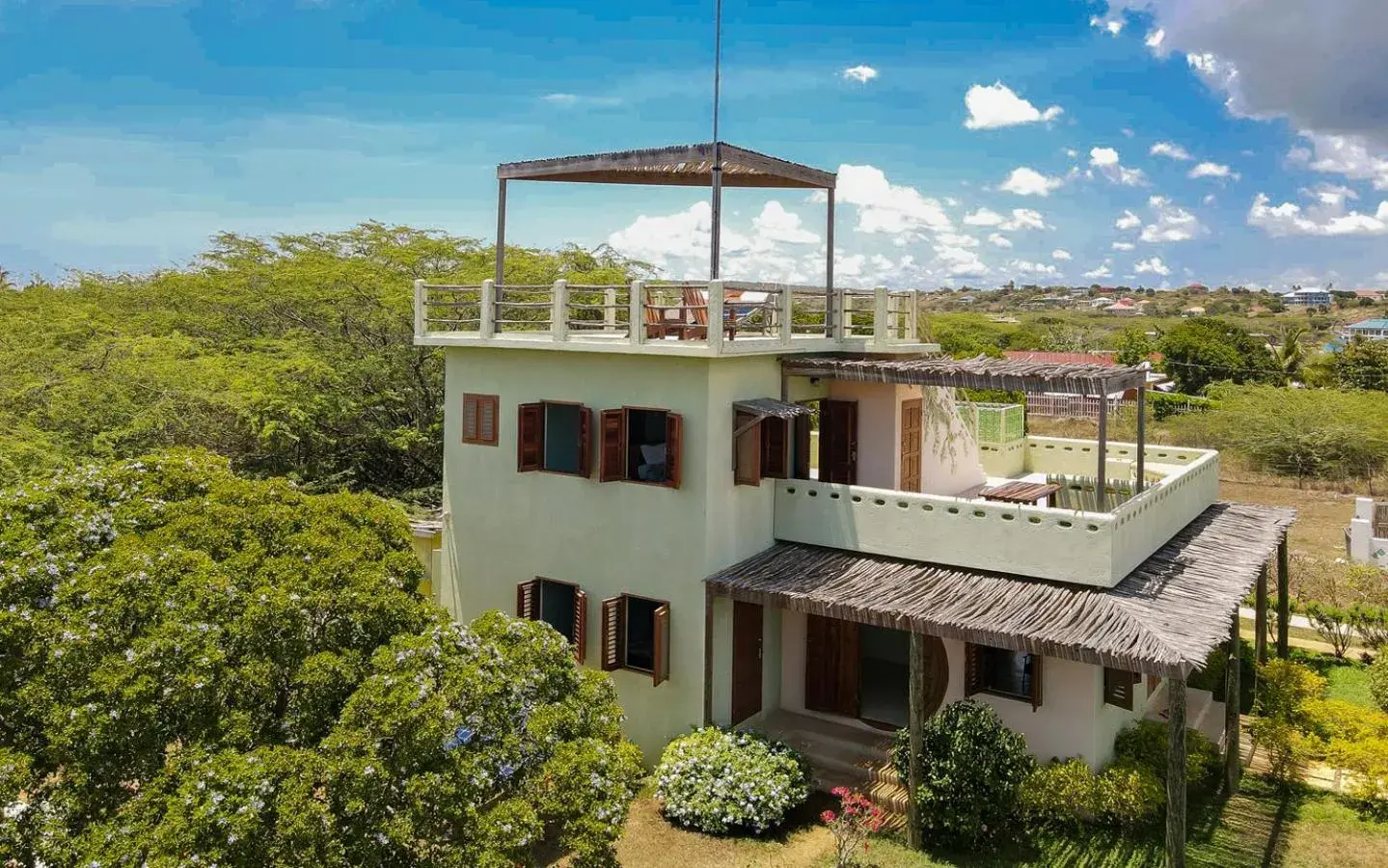 Three-Bedroom Cottage in Jakes Hotel Three-Bedroom Cottage in Jakes Hotel