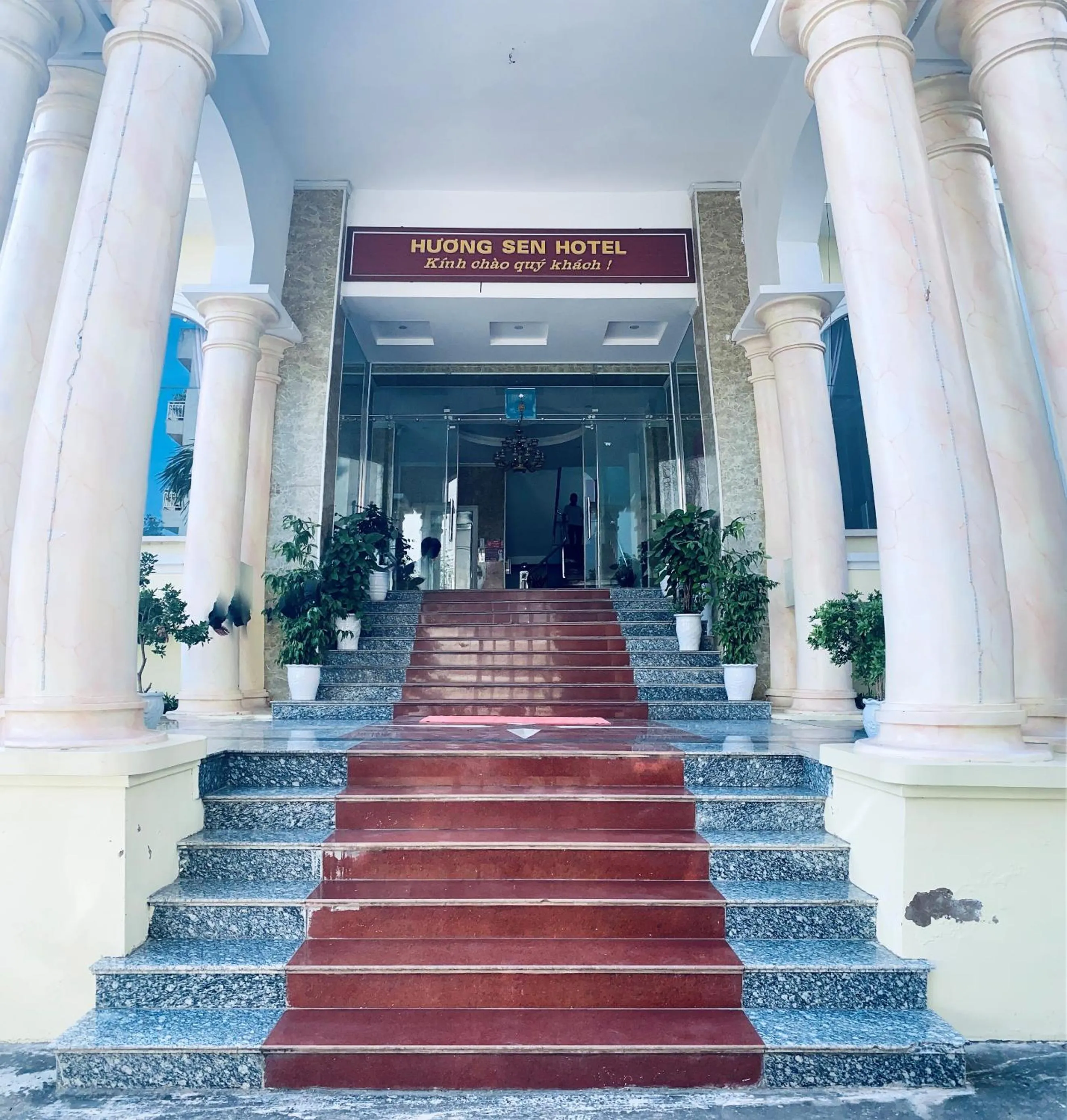 Facade/entrance in Hương Sen Hotel Bac Giang