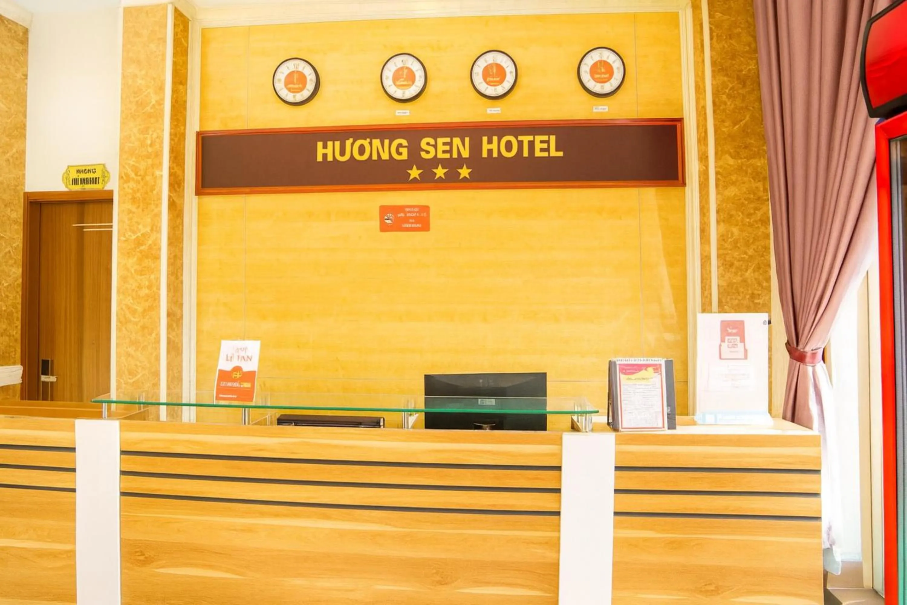 Lobby or reception in Hương Sen Hotel Bac Giang