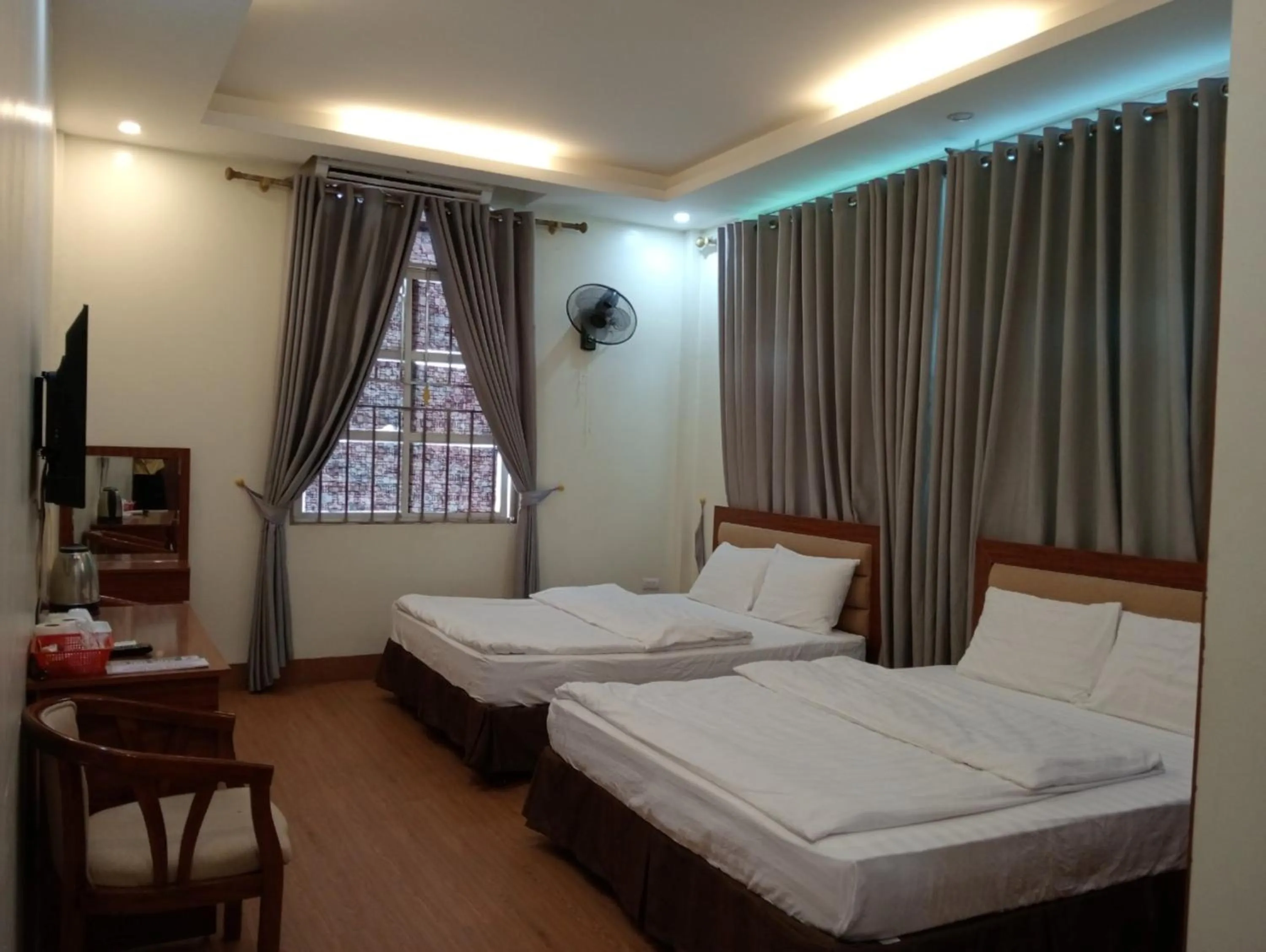 Bedroom, Bed in Hương Sen Hotel Bac Giang