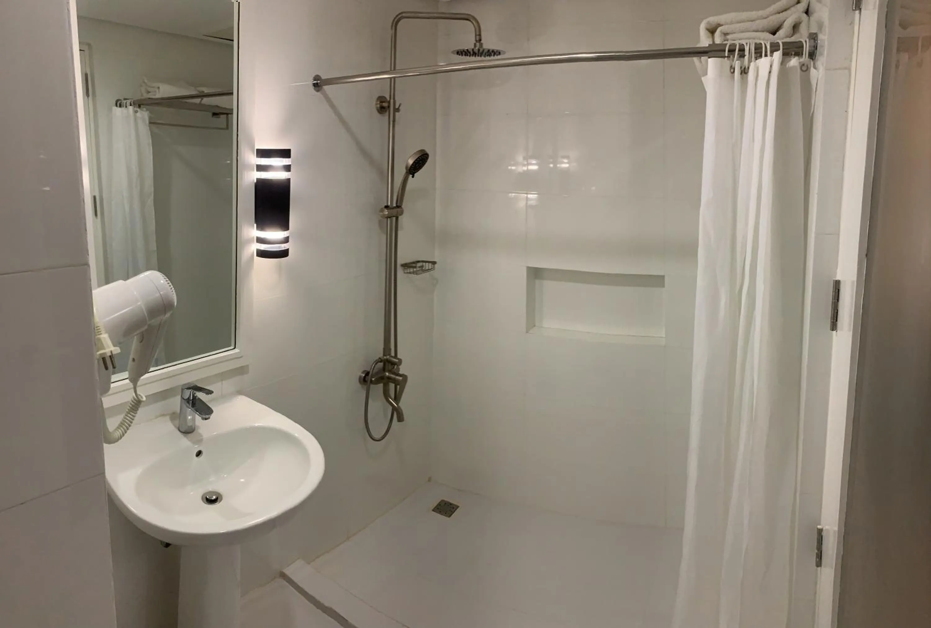 Bathroom in Sarita Bed and Breakfast