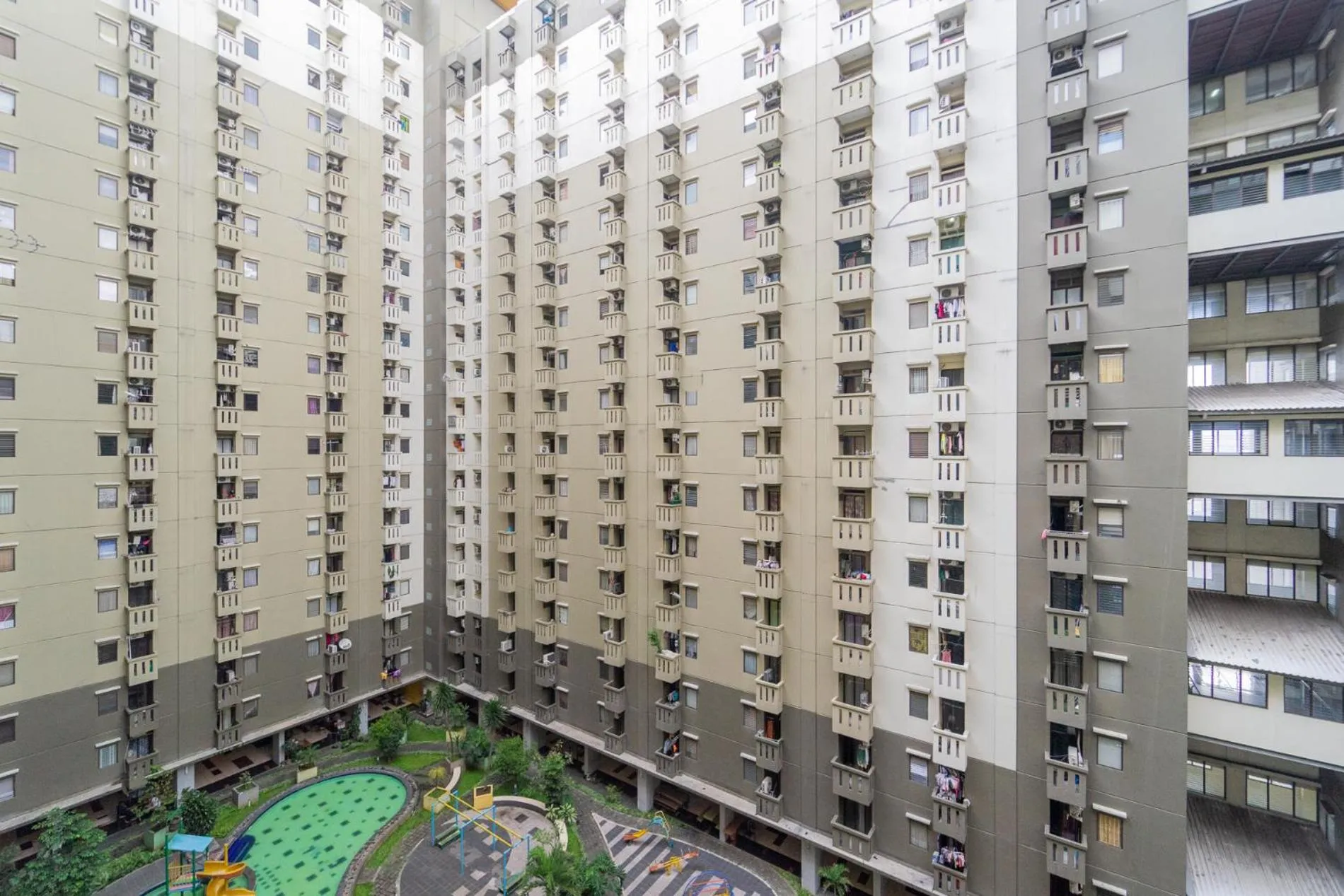 Property building in RedLiving Apartemen Gateway Cicadas - DB Room