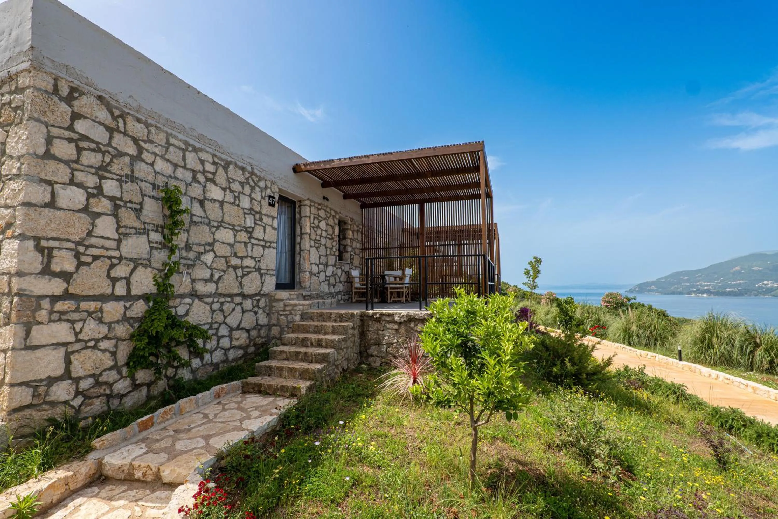 Property building in Arameras Beach Resort