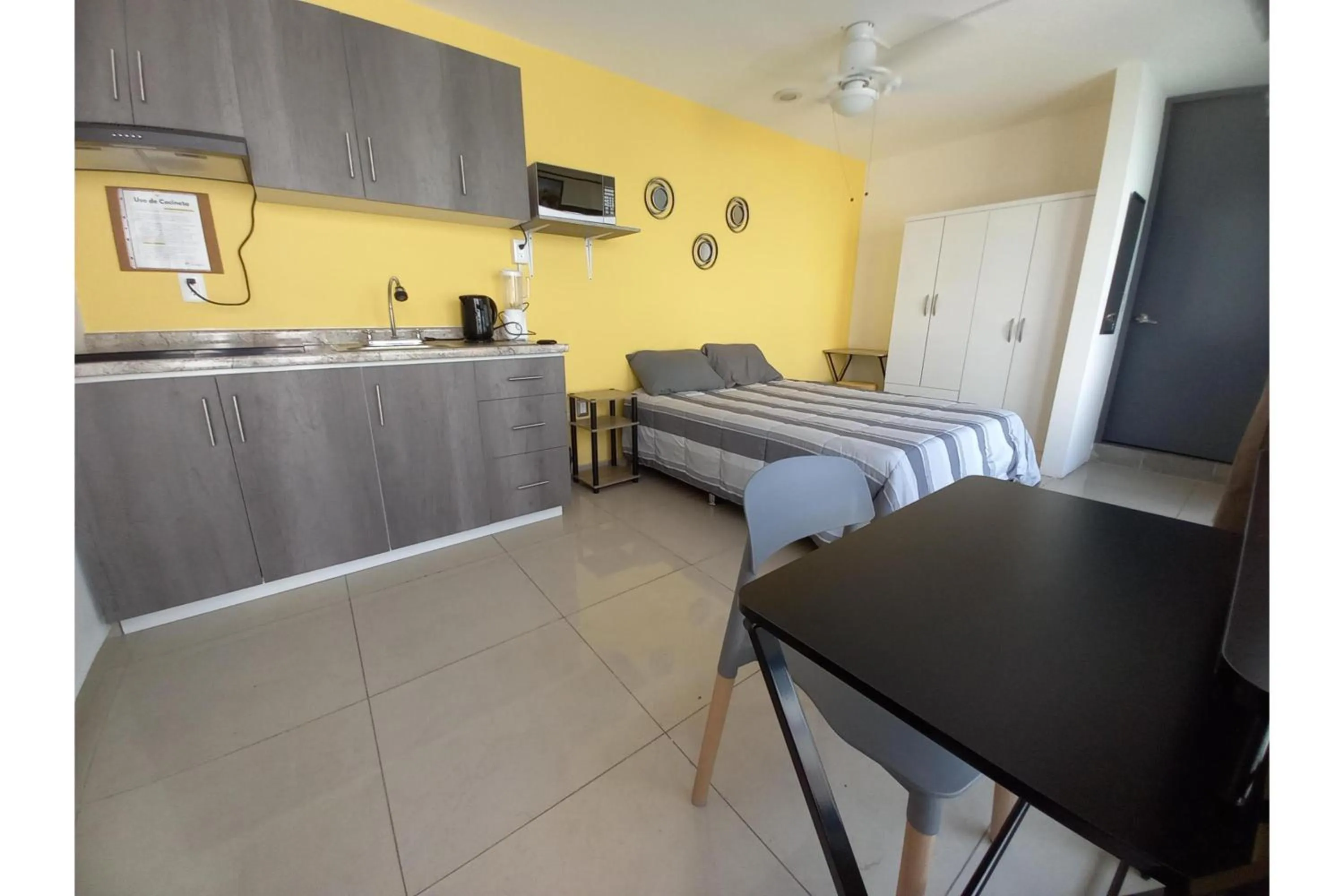 Bedroom in Capital O Tu Estancia