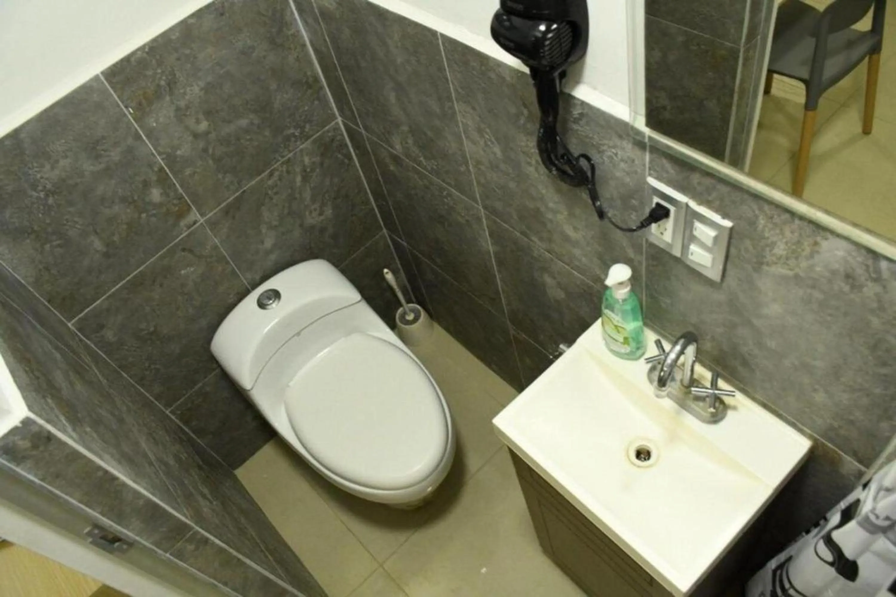 Bathroom in Capital O Tu Estancia