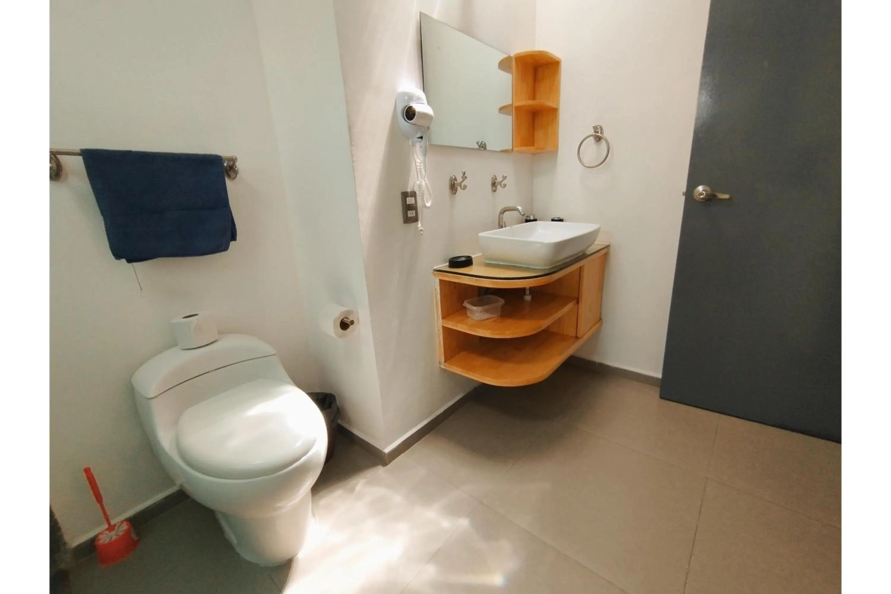 Bathroom in Capital O Tu Estancia