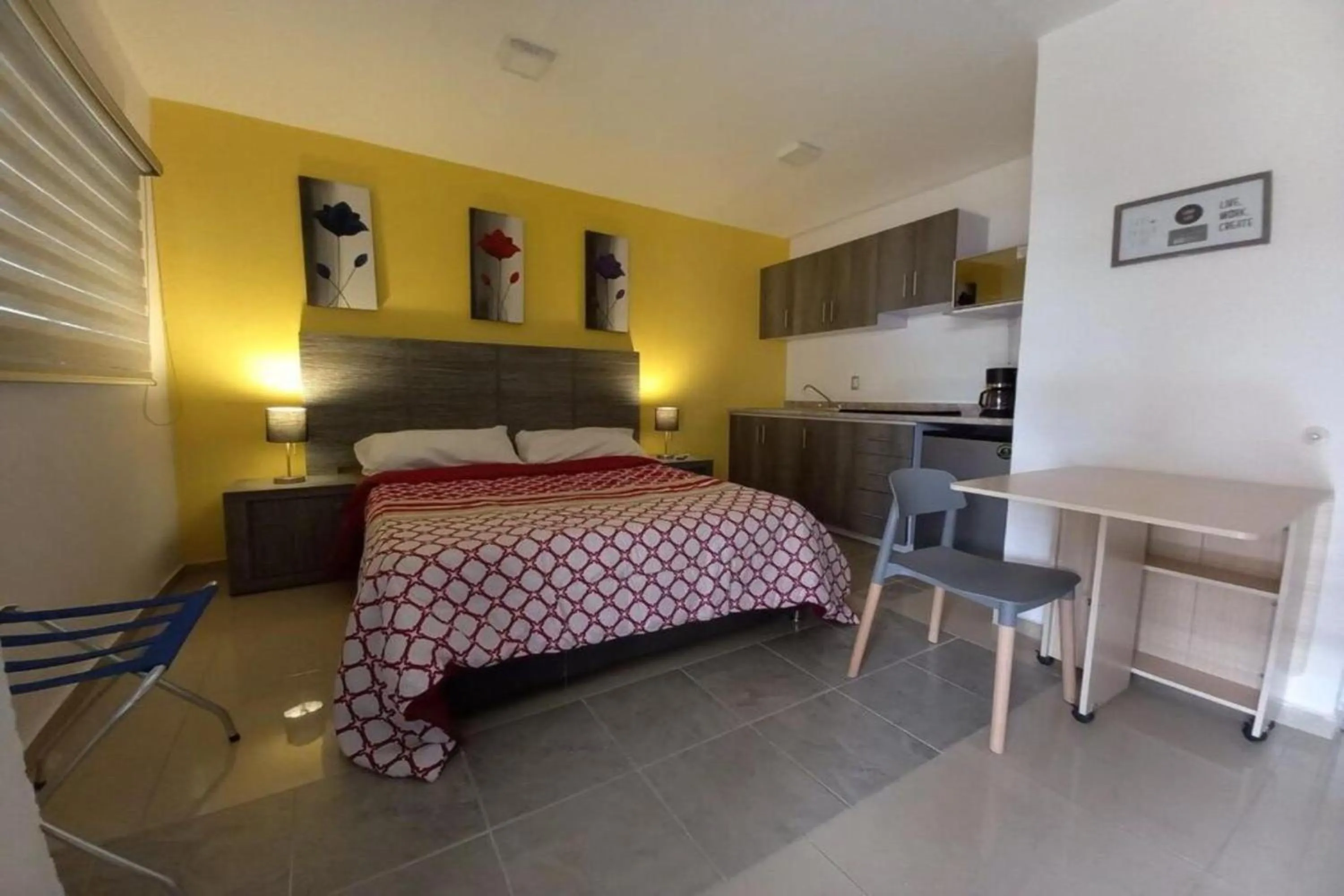 Bedroom, Bed in Capital O Tu Estancia