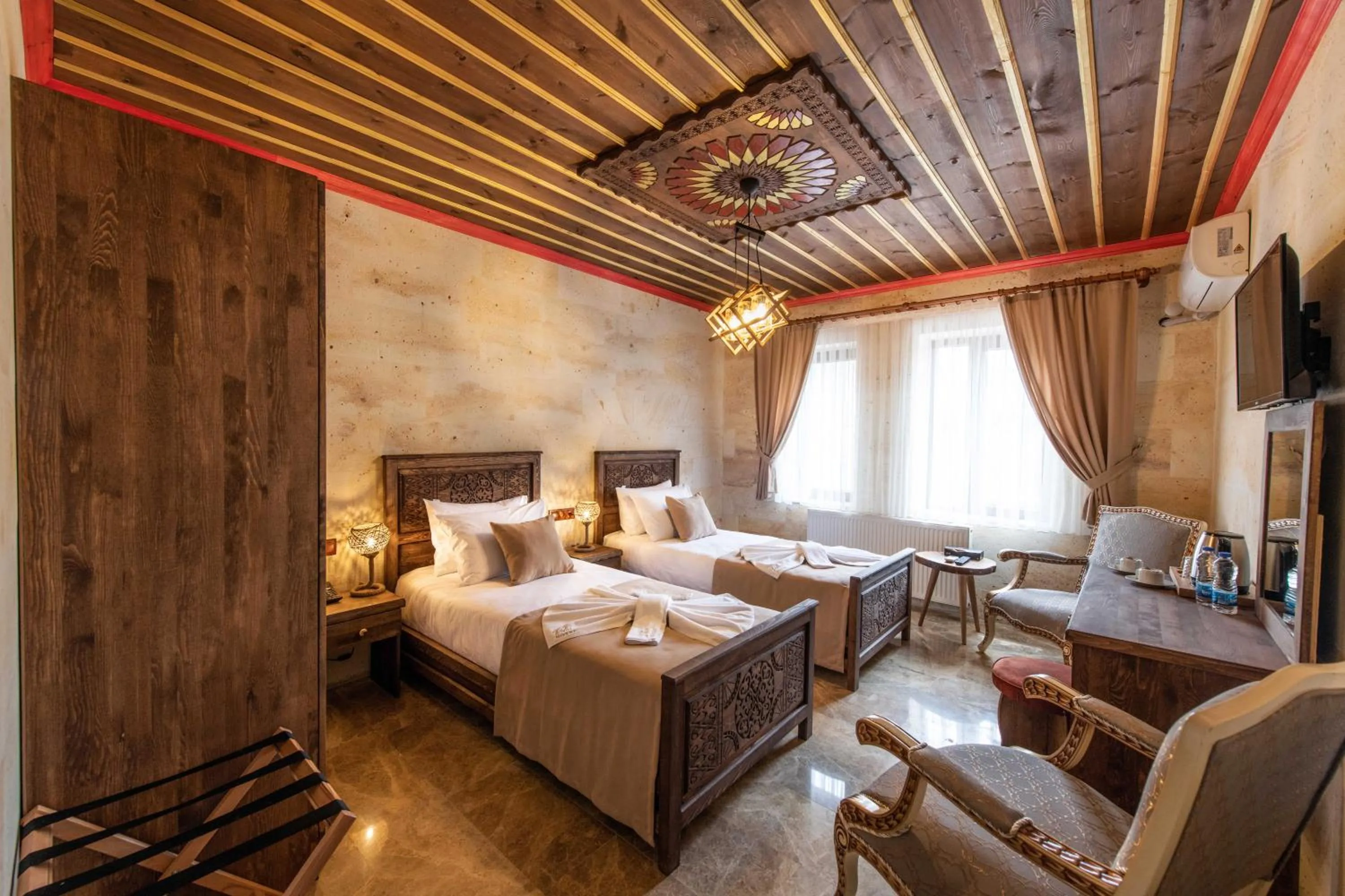 Photo of the whole room, Bed in Volare Stone Hotel