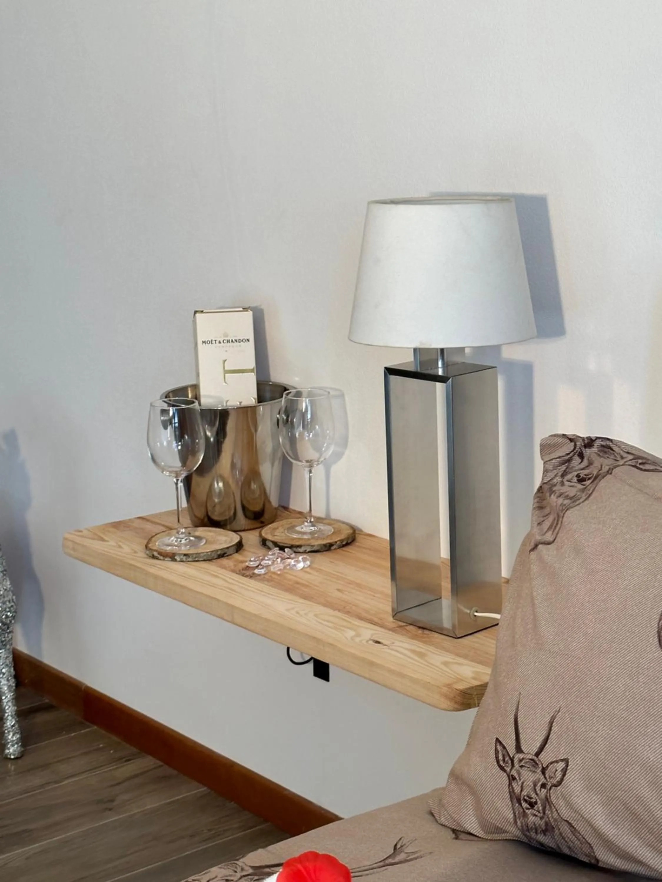 Bedroom, Bed in Residenza Riva Wellness Apartment Spa