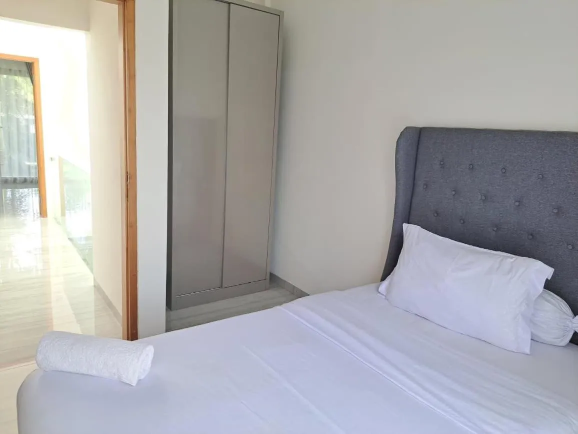 Bed in De Residence Pangandaran by Mabano Estates