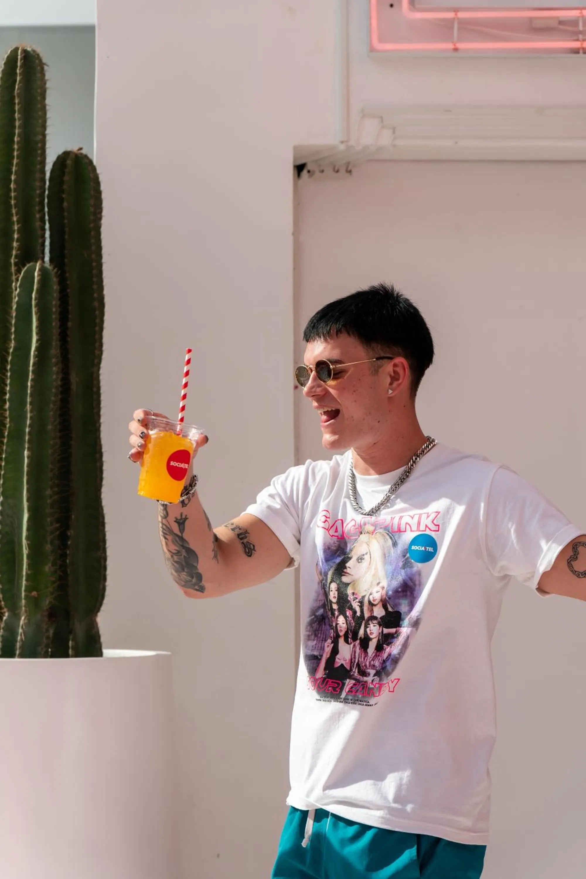 Guests in SocialTel Koh Samui