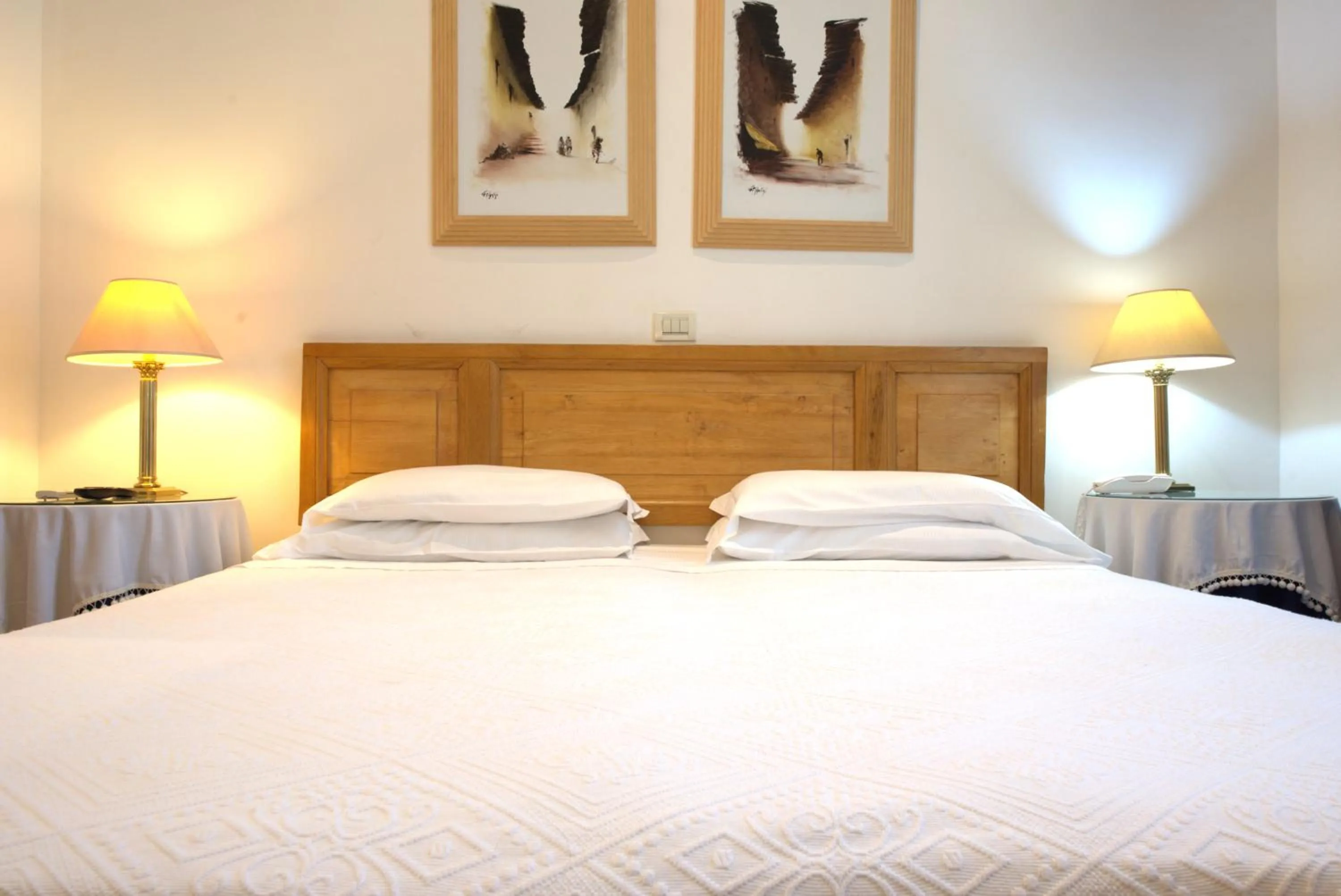 Bed in Hotel Locanda Cairoli