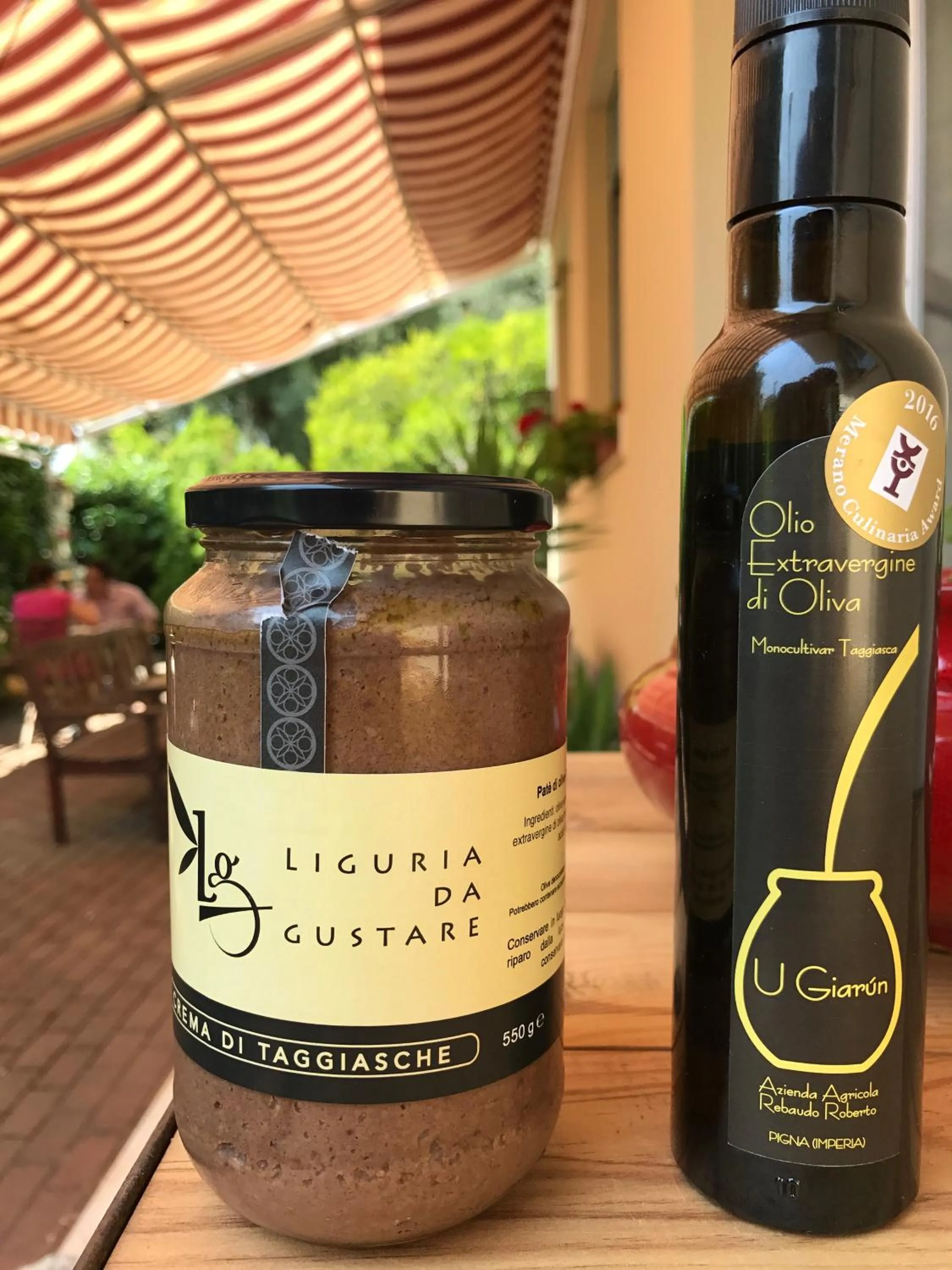 Food and drinks in Hotel Villa Gloria