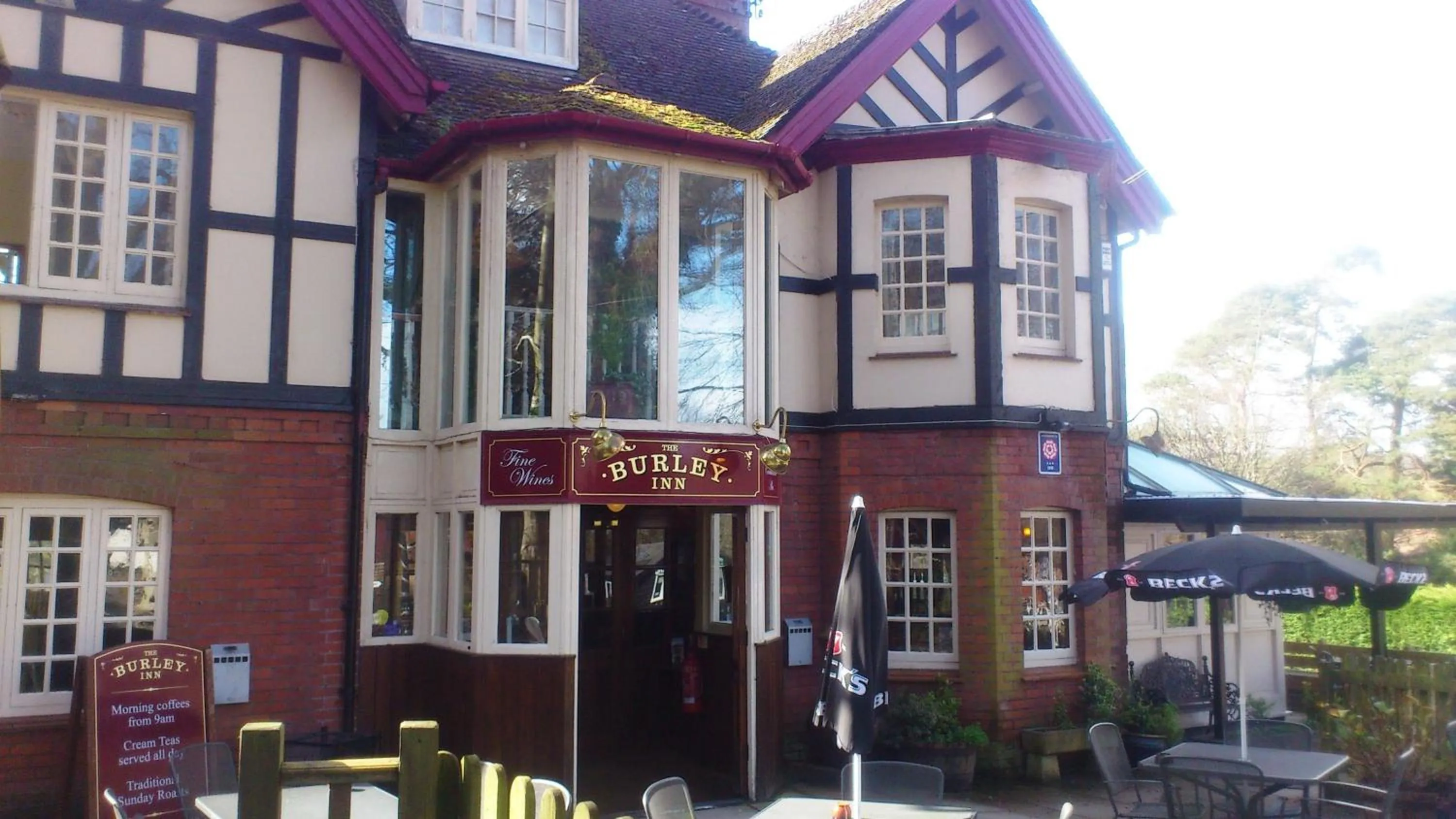 Facade/entrance in The Burley Inn