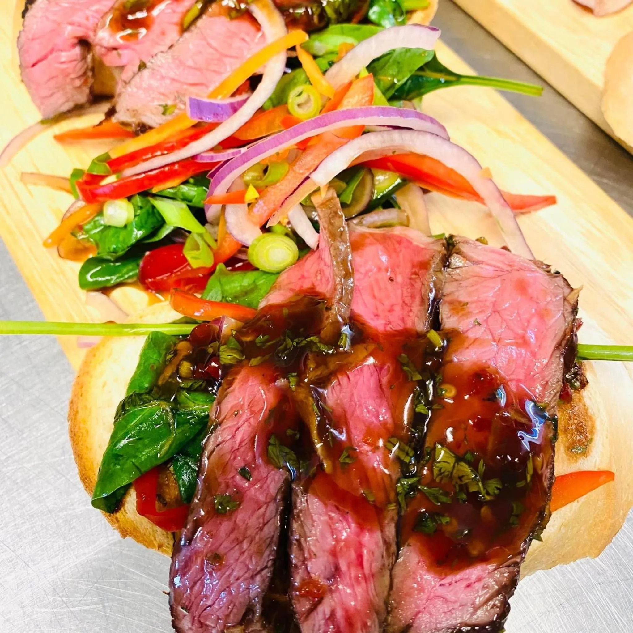 Food and drinks in Newcastle Arms Hotel