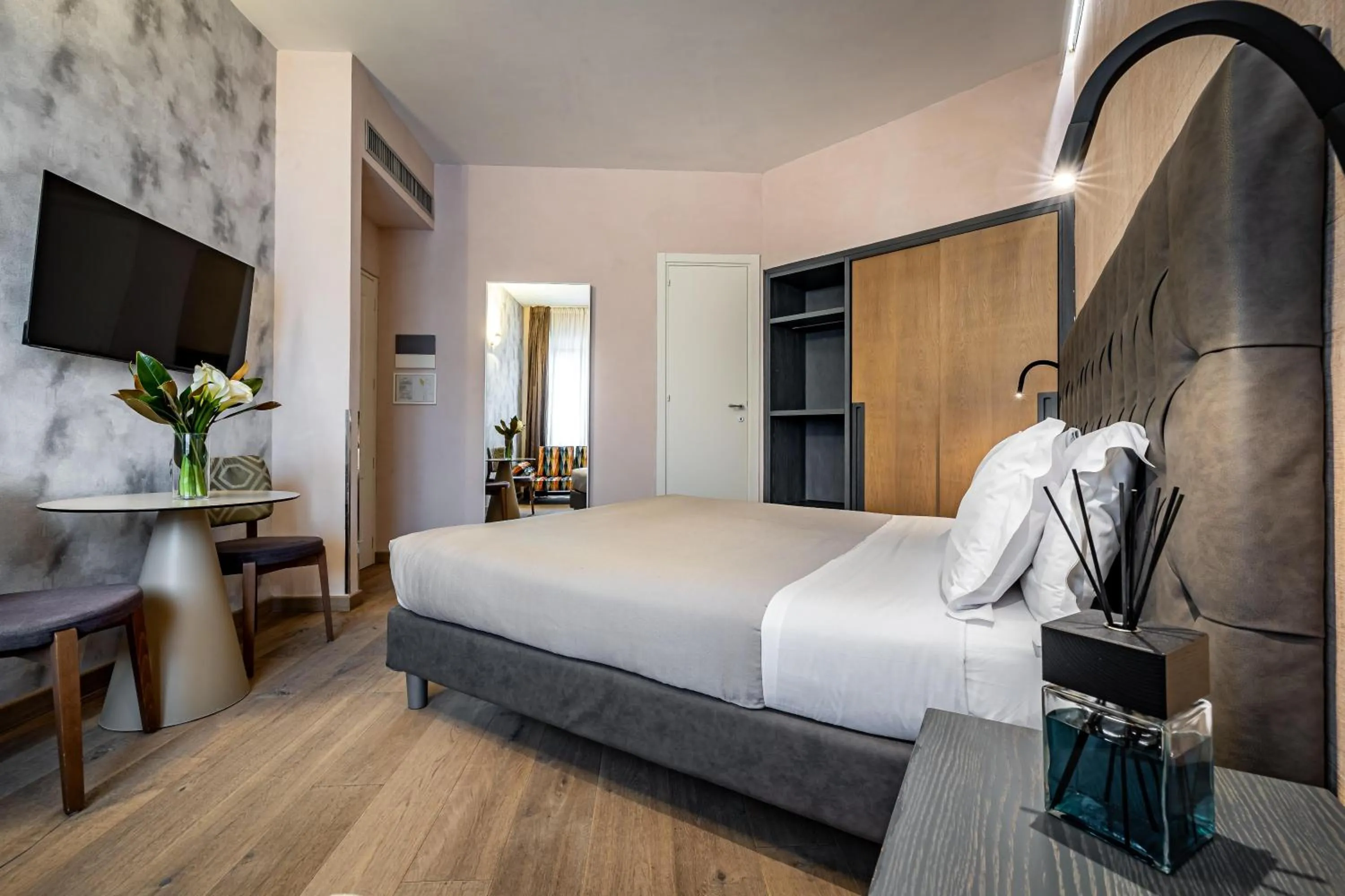 Bedroom, Bed in Florence Old Bridge B&B