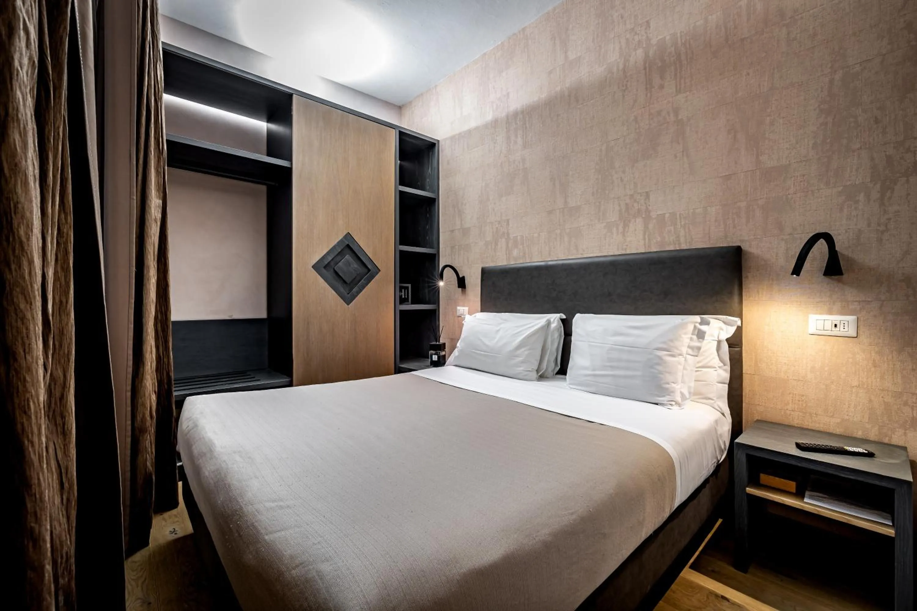 Bedroom, Bed in Florence Old Bridge B&B