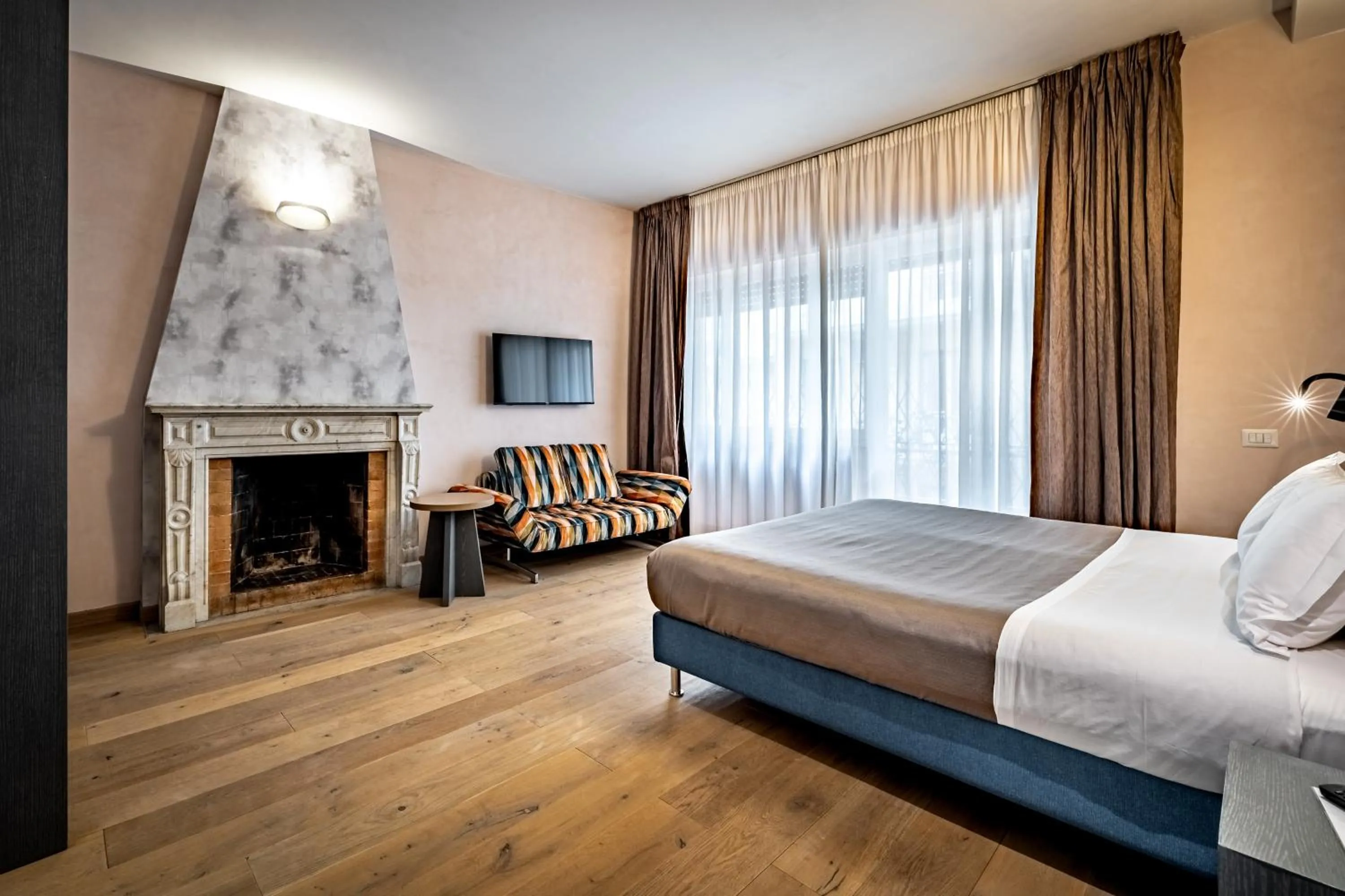 Bedroom, Bed in Florence Old Bridge B&B