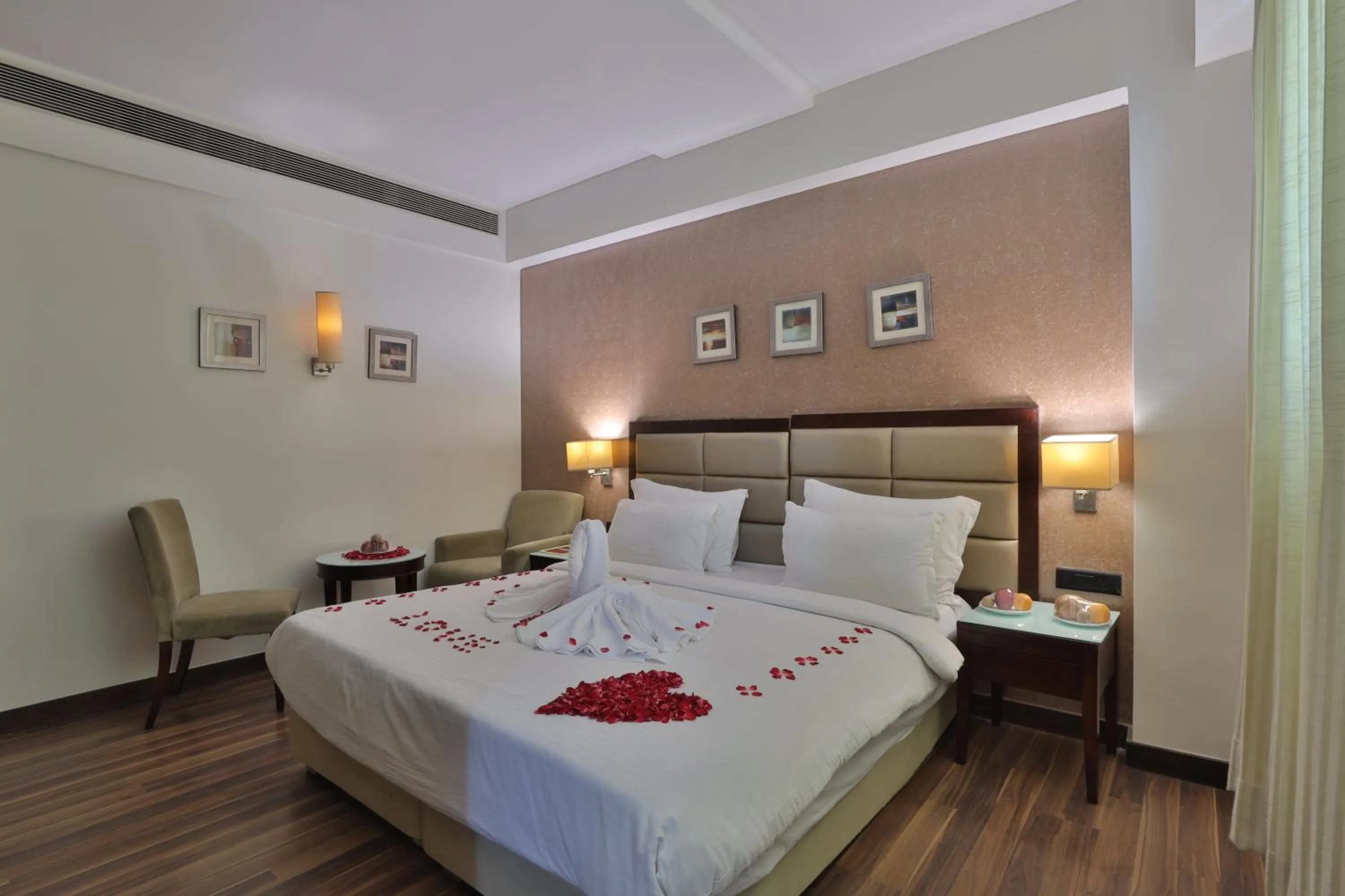 Bed in Krios Hotel - Near SG Highway, Ahmedabad