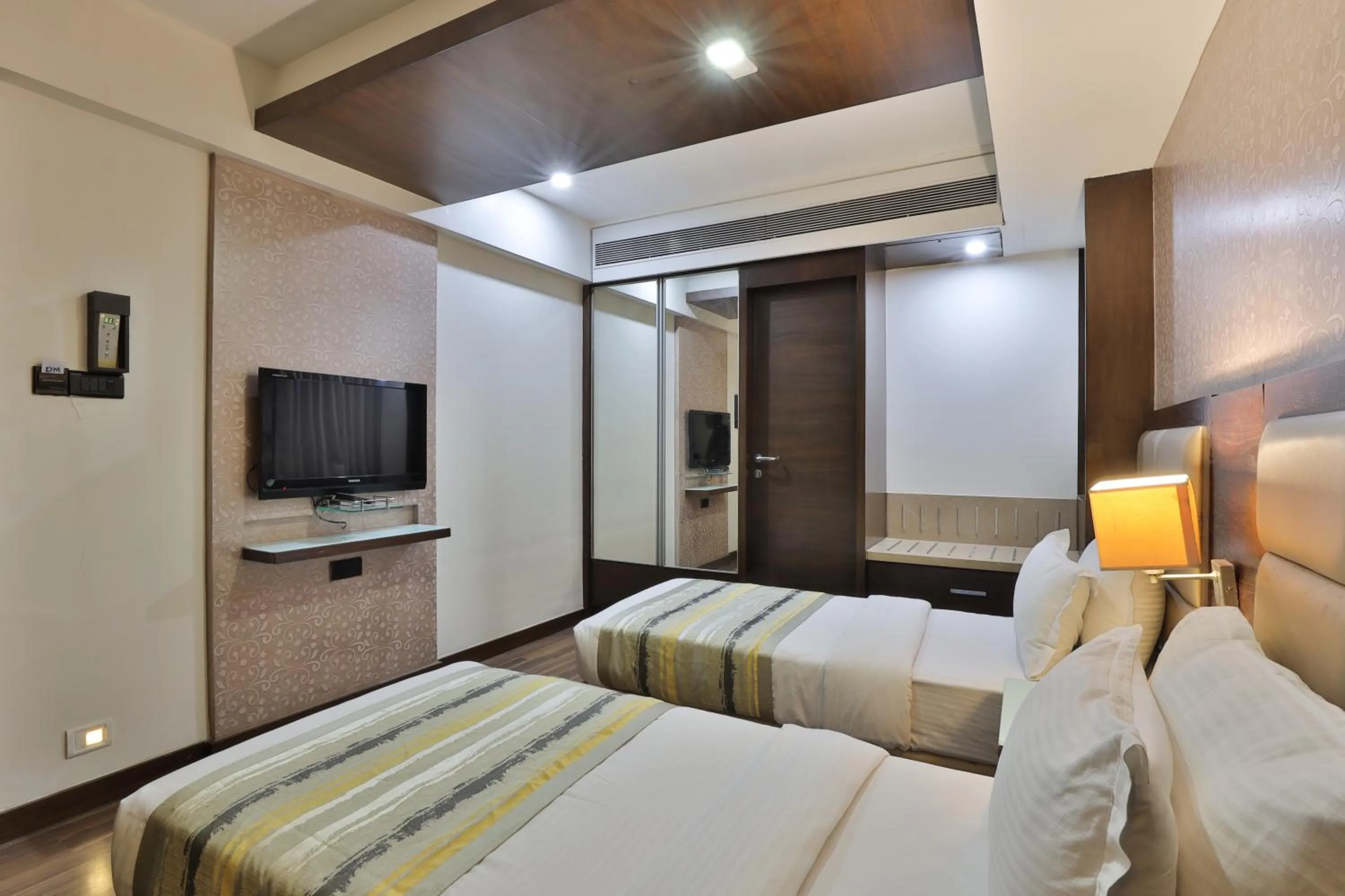 TV and multimedia, Bed in Krios Hotel - Near SG Highway, Ahmedabad