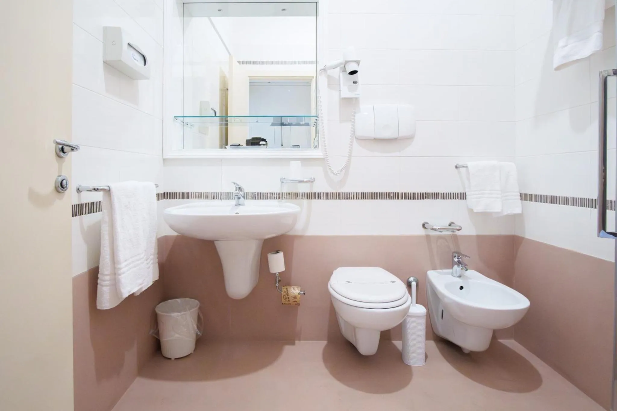 Bathroom in Barion Hotel & Congressi