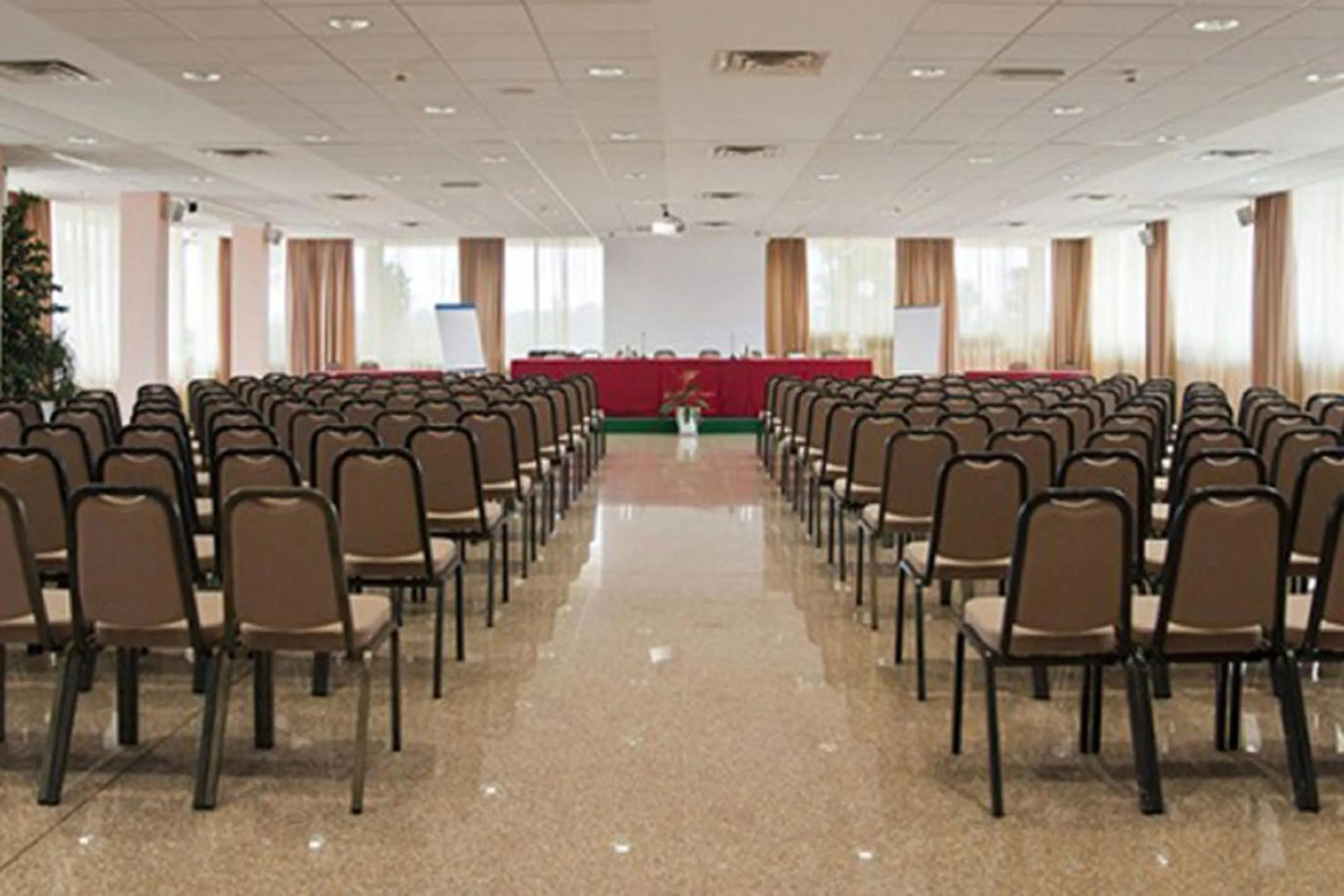 Business facilities in Barion Hotel & Congressi