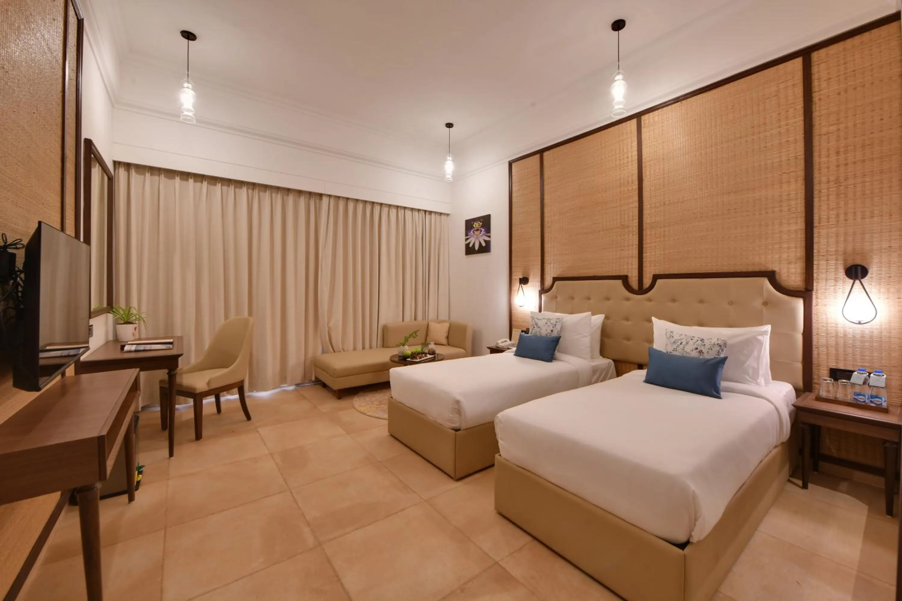 Bed in Bhanu The Fern Forest Resort & Spa, Jambughoda