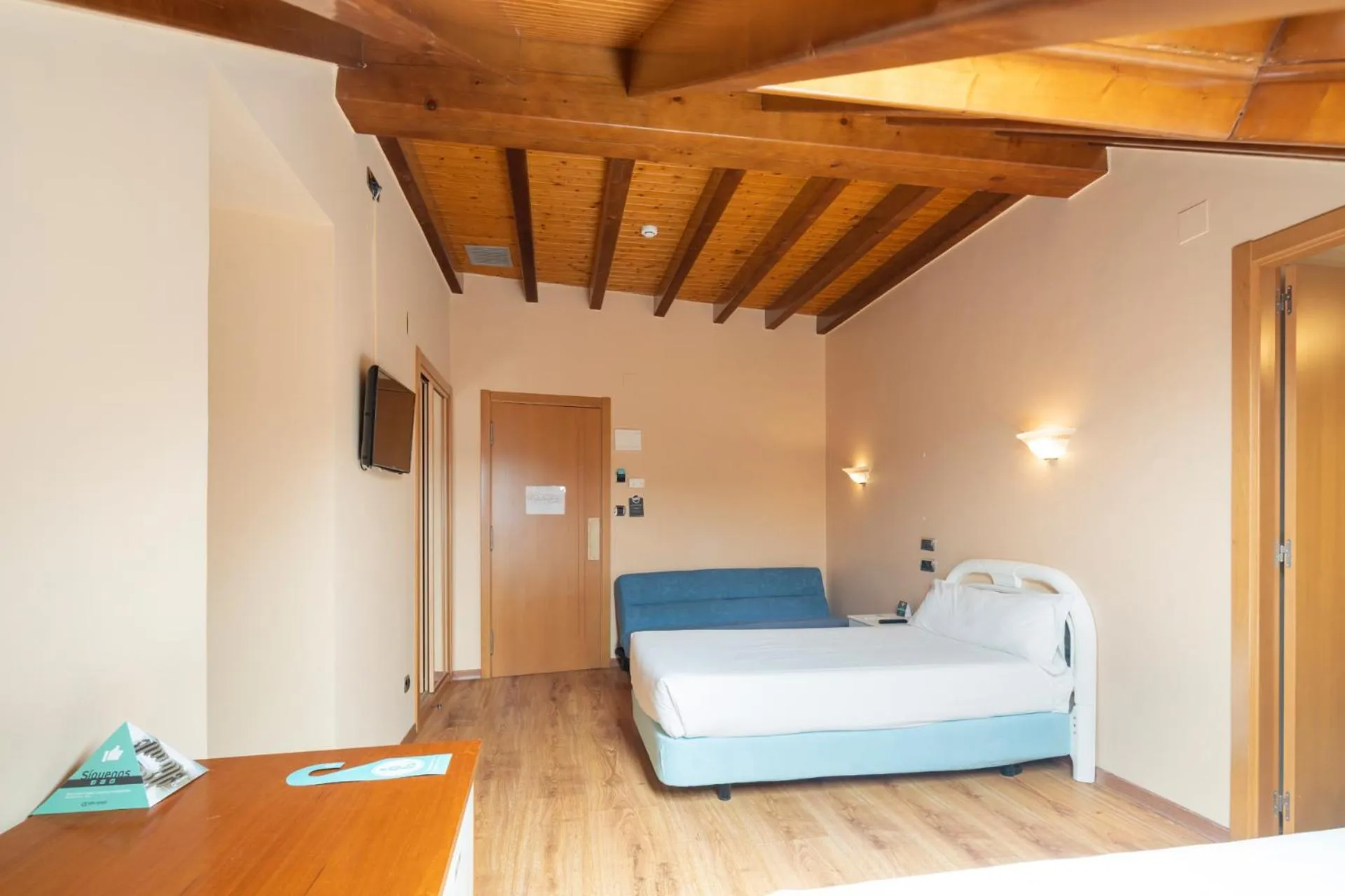 Bed in Hotel Villanueva