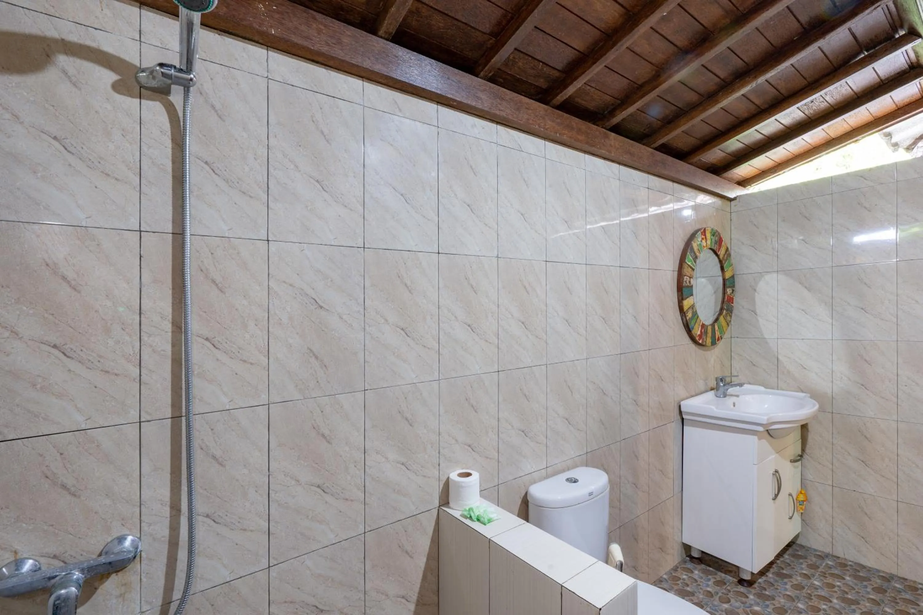 Bathroom in Raira Villas Lembongan by ABM