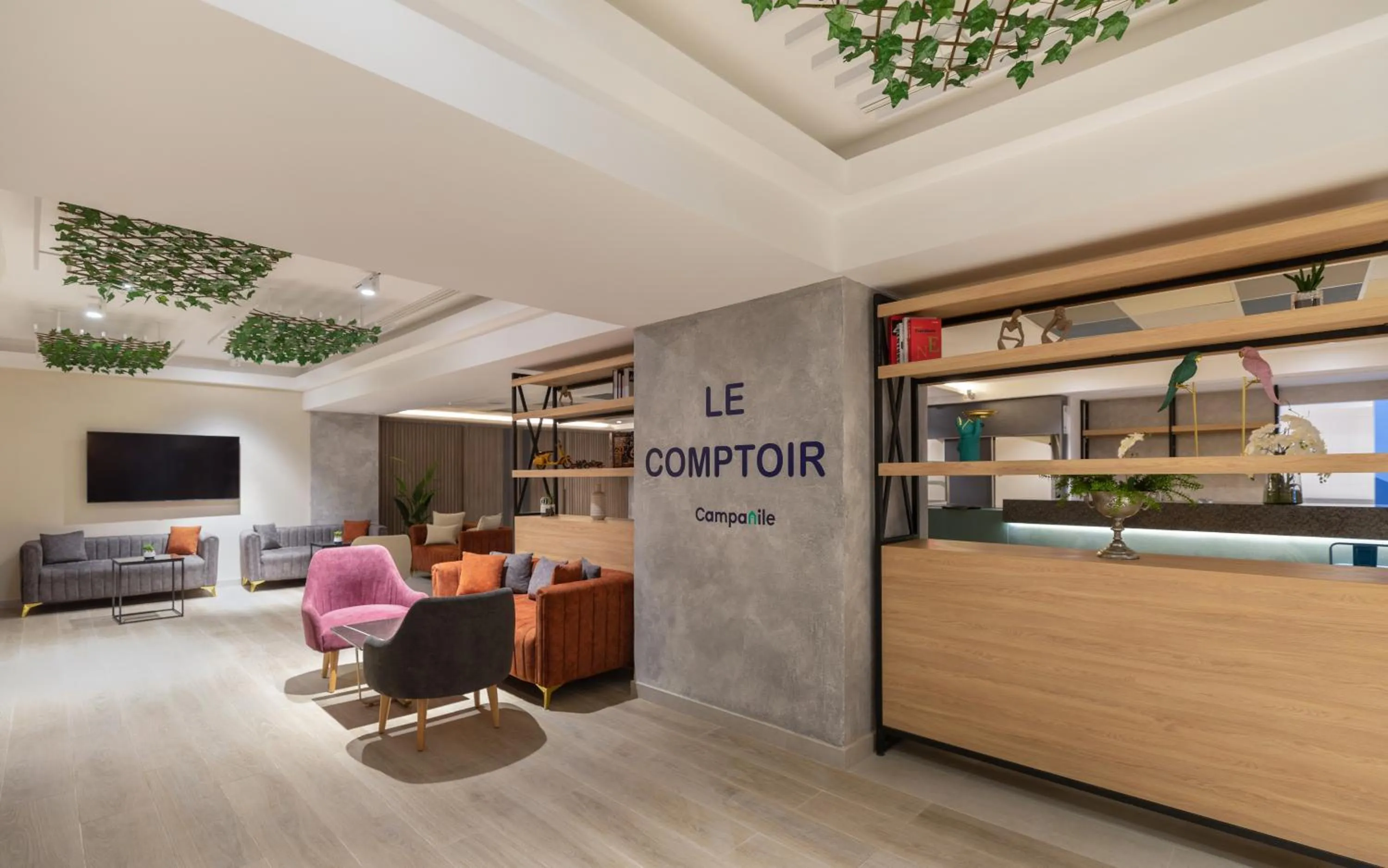 Lounge or bar in Campanile El Mechtel Tunis