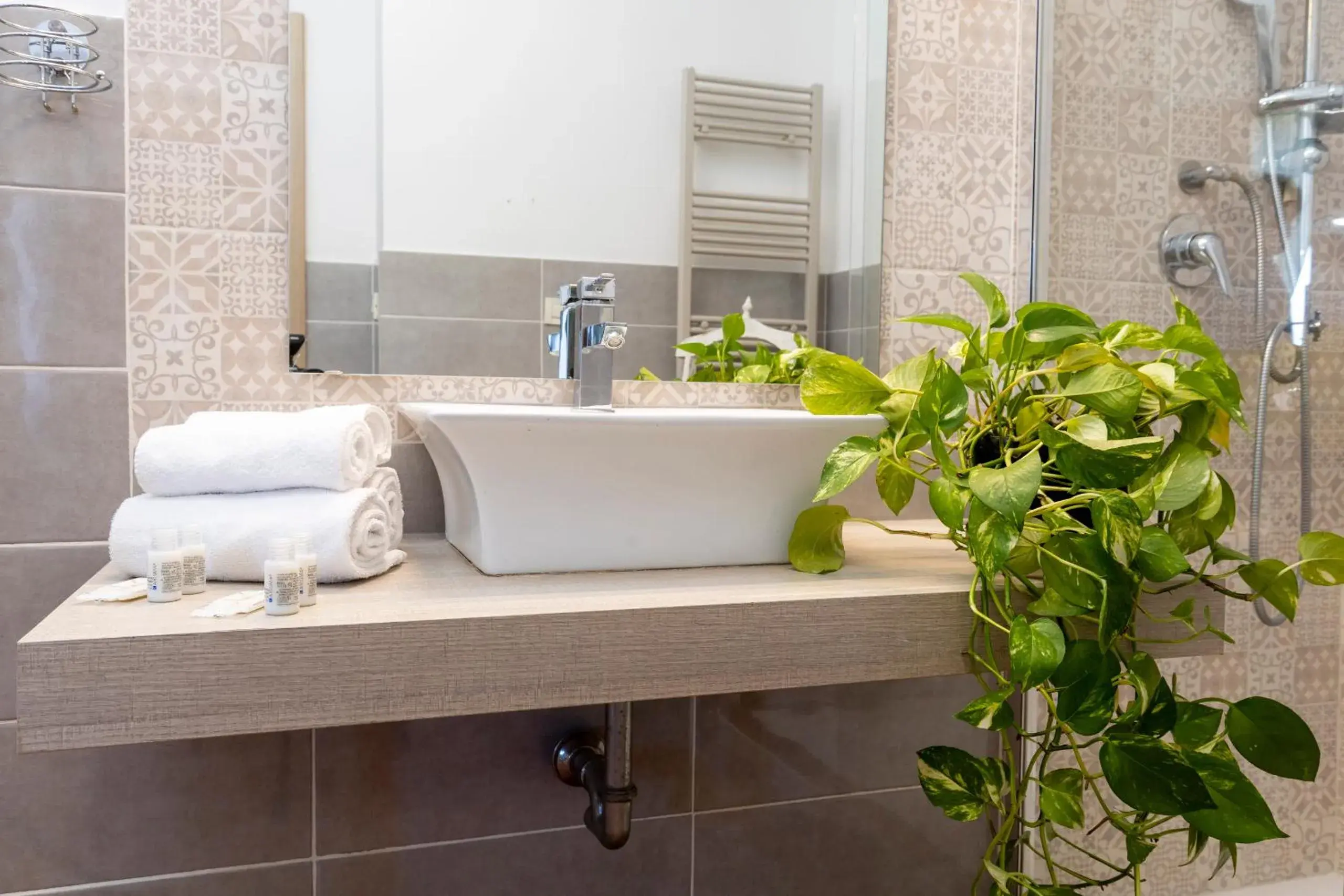 Triple Room with Private Bathroom in Casale Acquasanta Triple Room with Private Bathroom in Casale Acquasanta