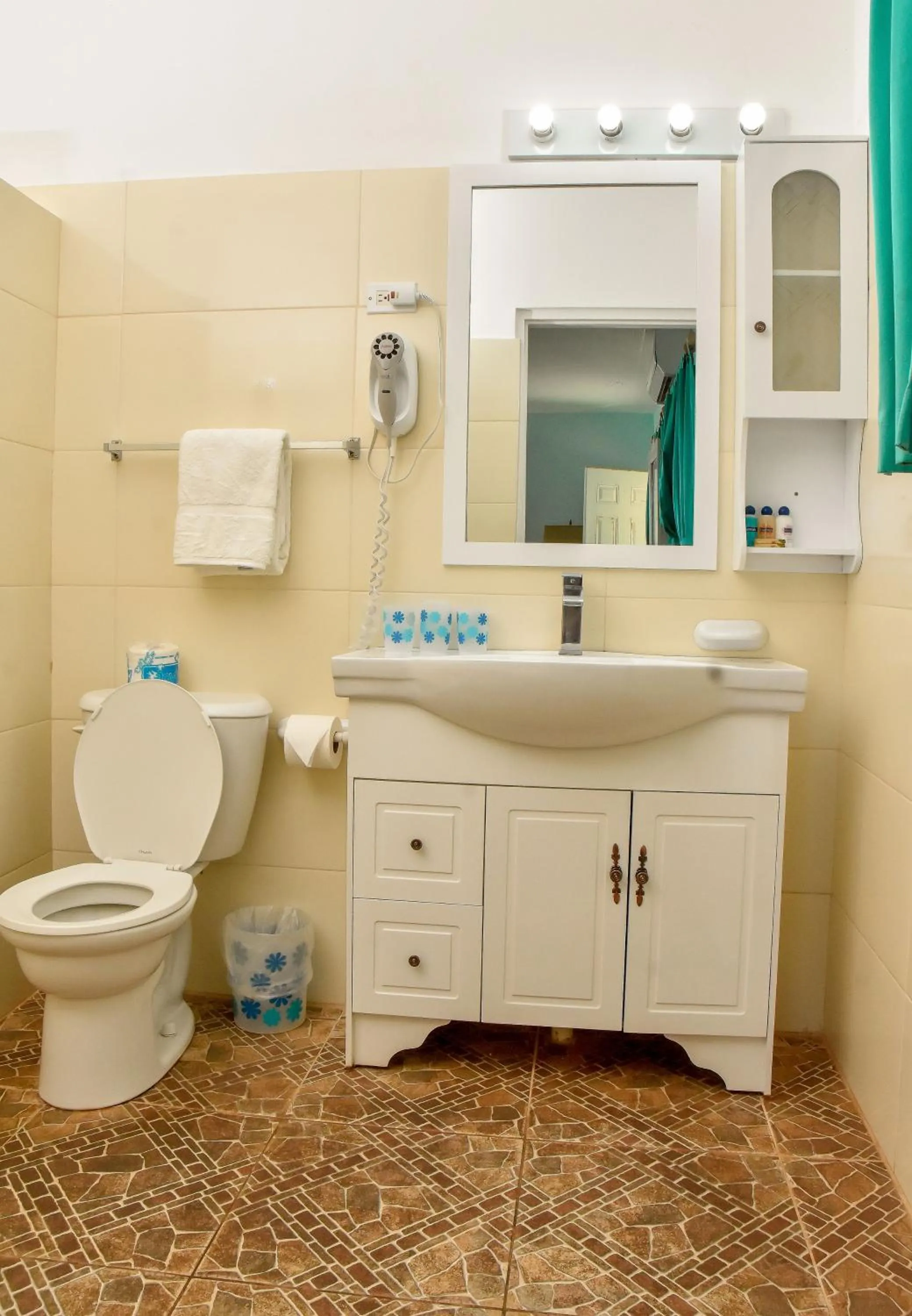 Beyond Sunset Resort & Villas