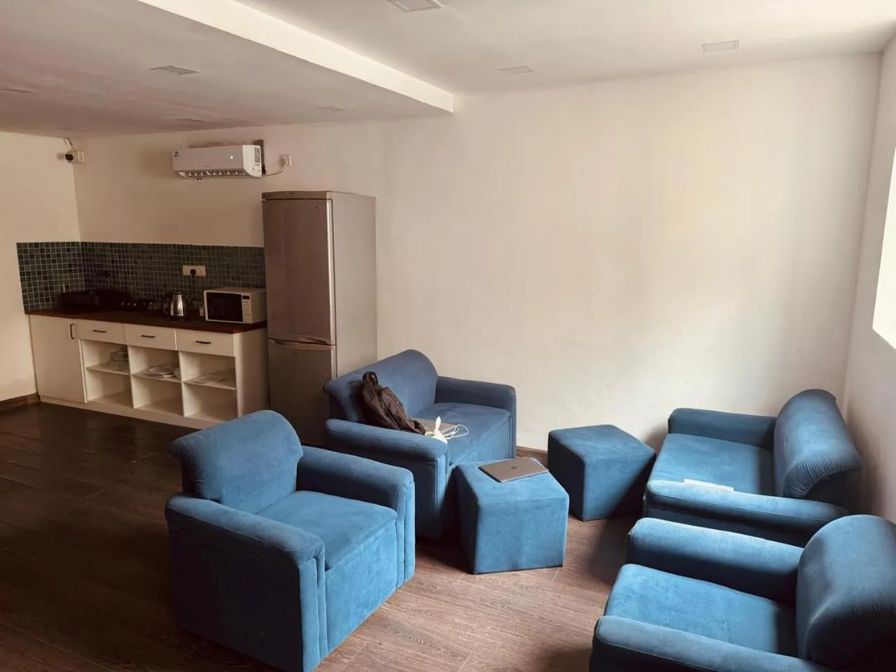 Communal lounge/ TV room in CityRest Fort