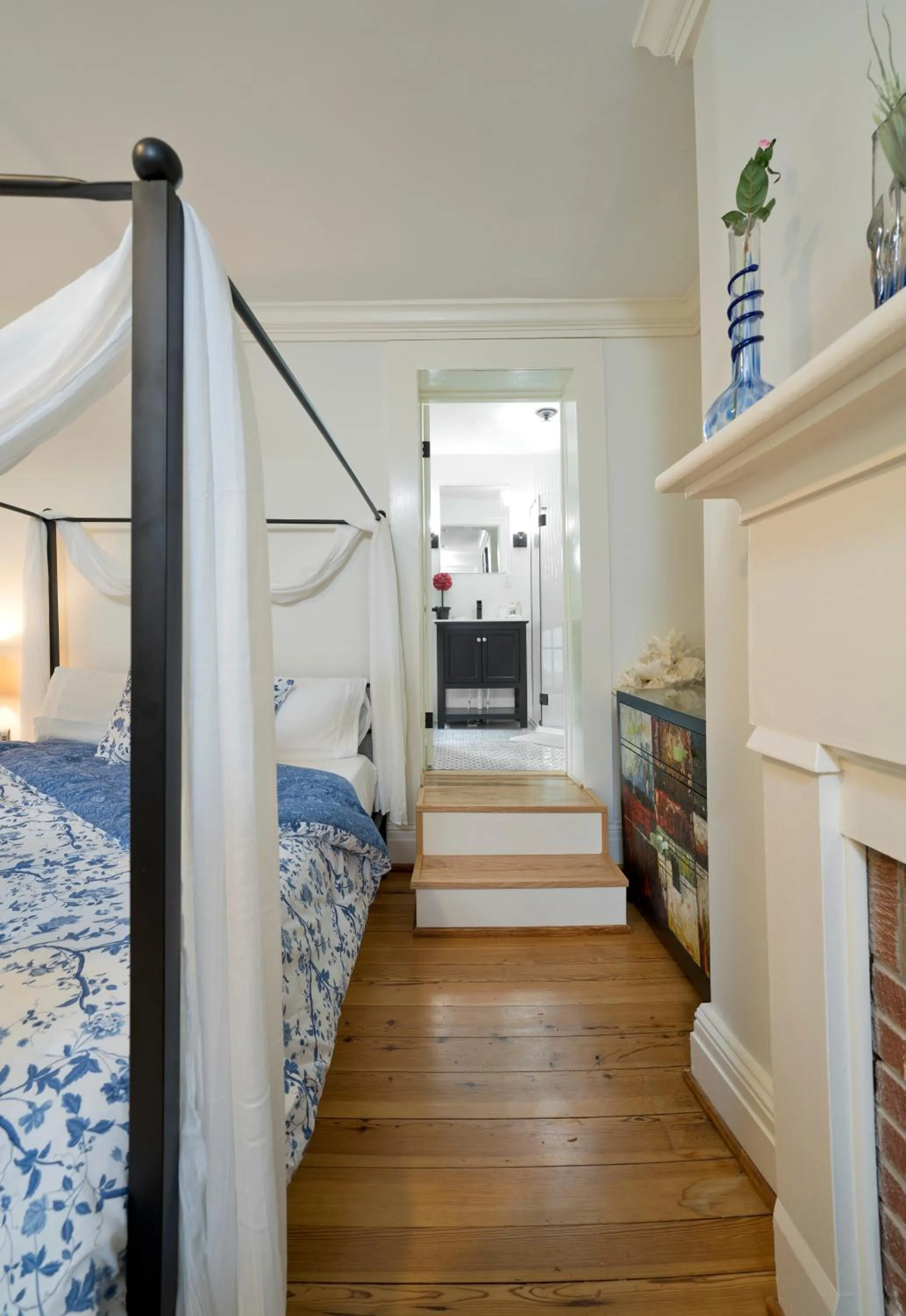 Bathroom in Red Hill Bed and Breakfast