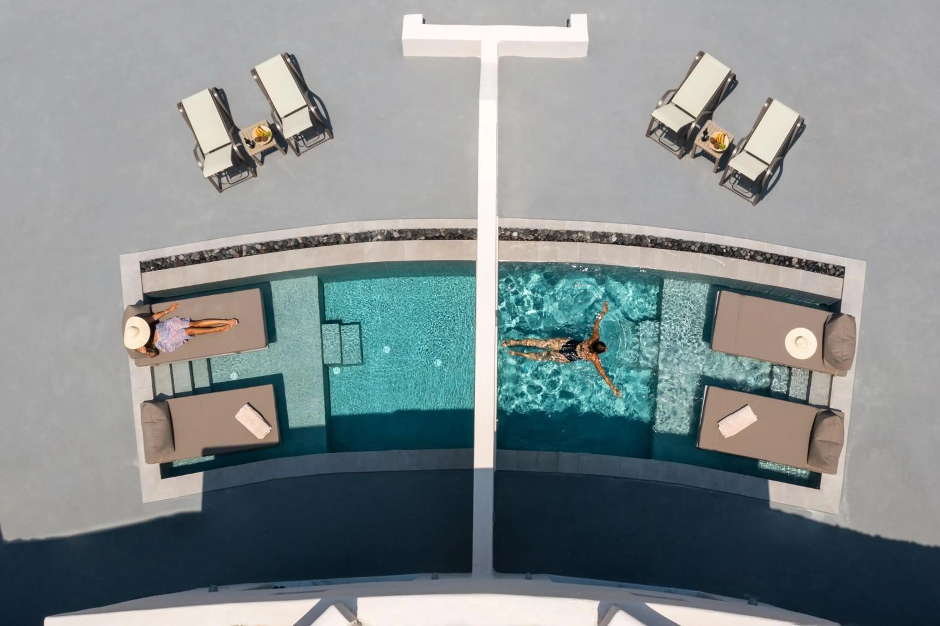 Swimming pool in Lavadoze Luxury Suites