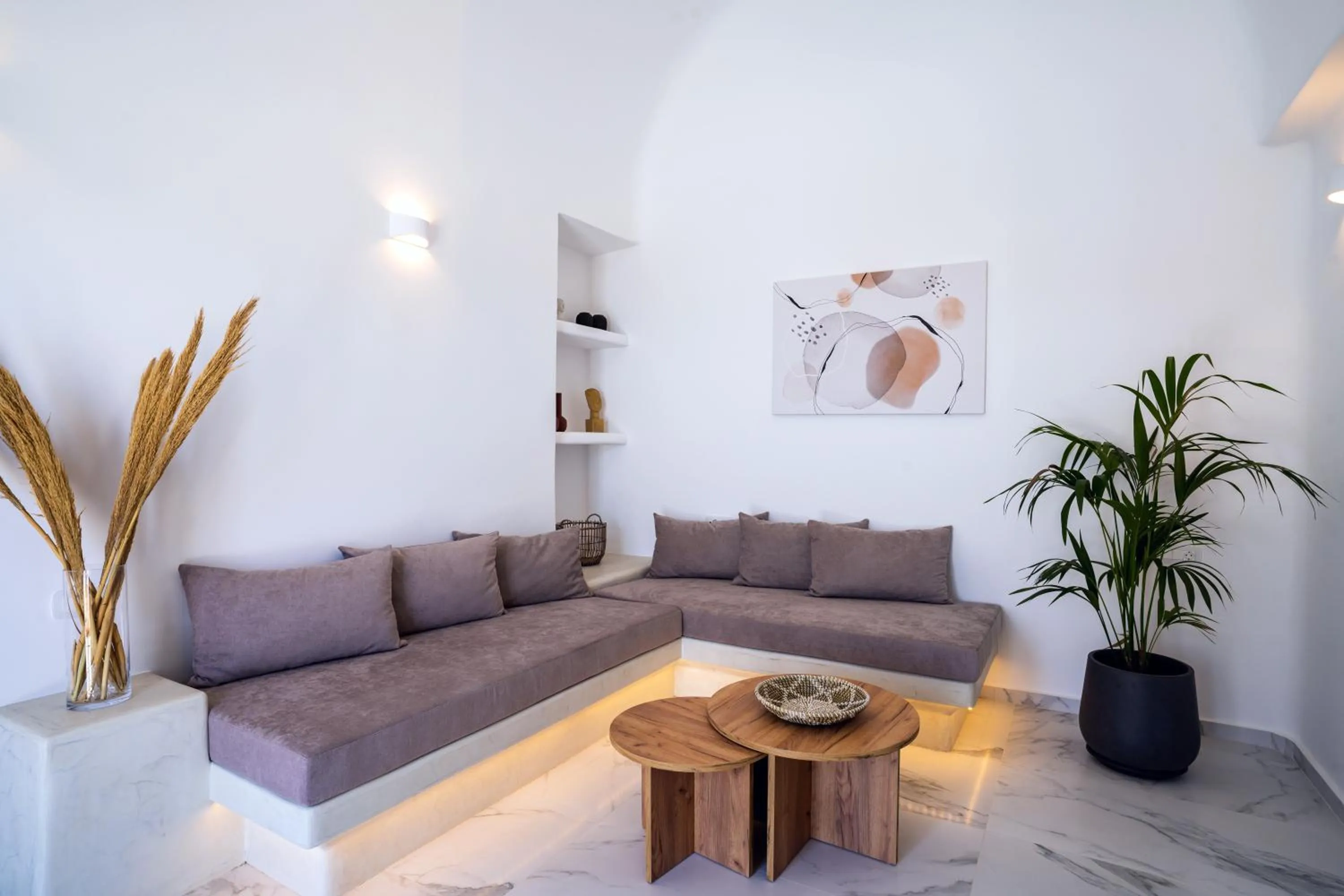 Living room in Lavadoze Luxury Suites