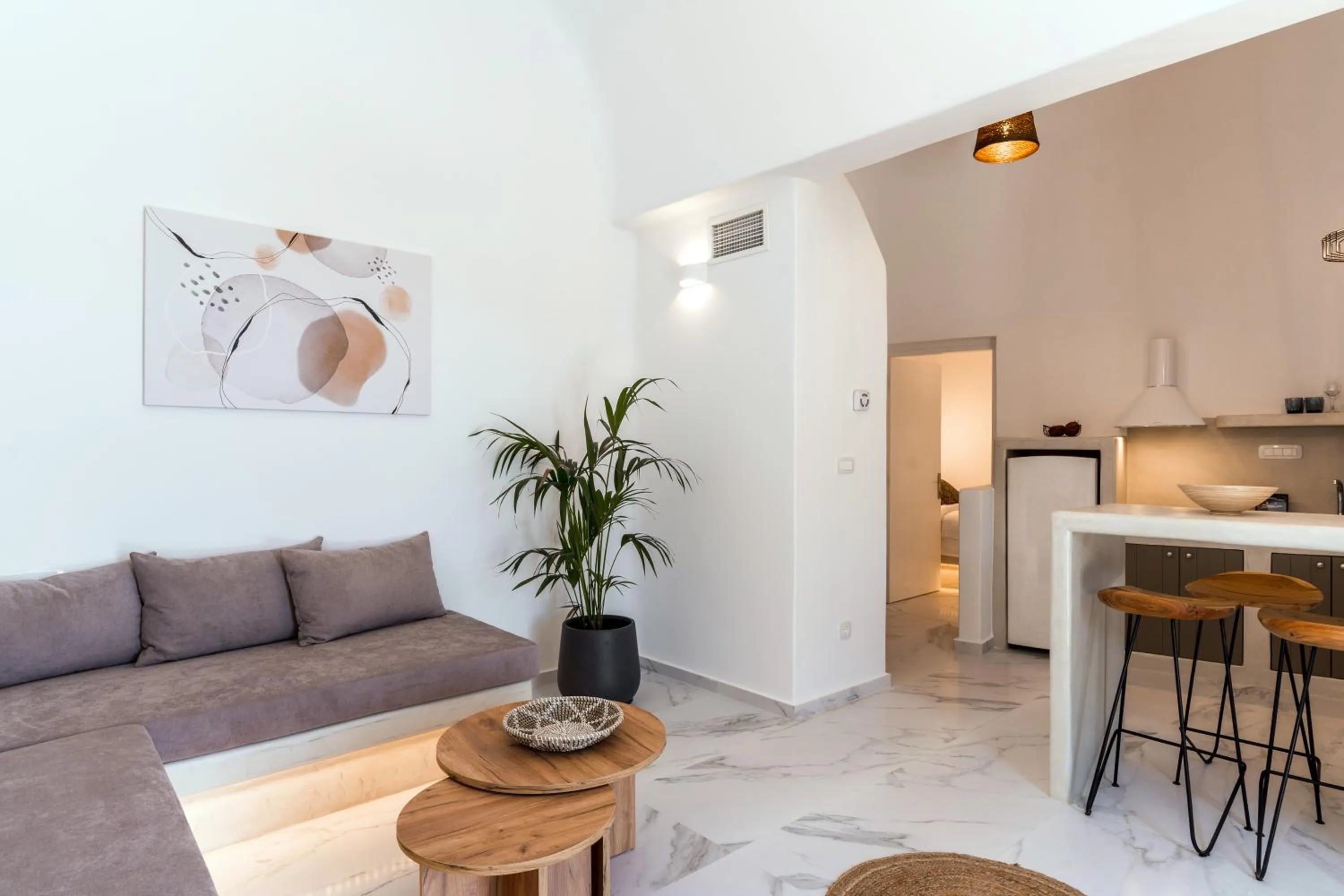 Living room in Lavadoze Luxury Suites