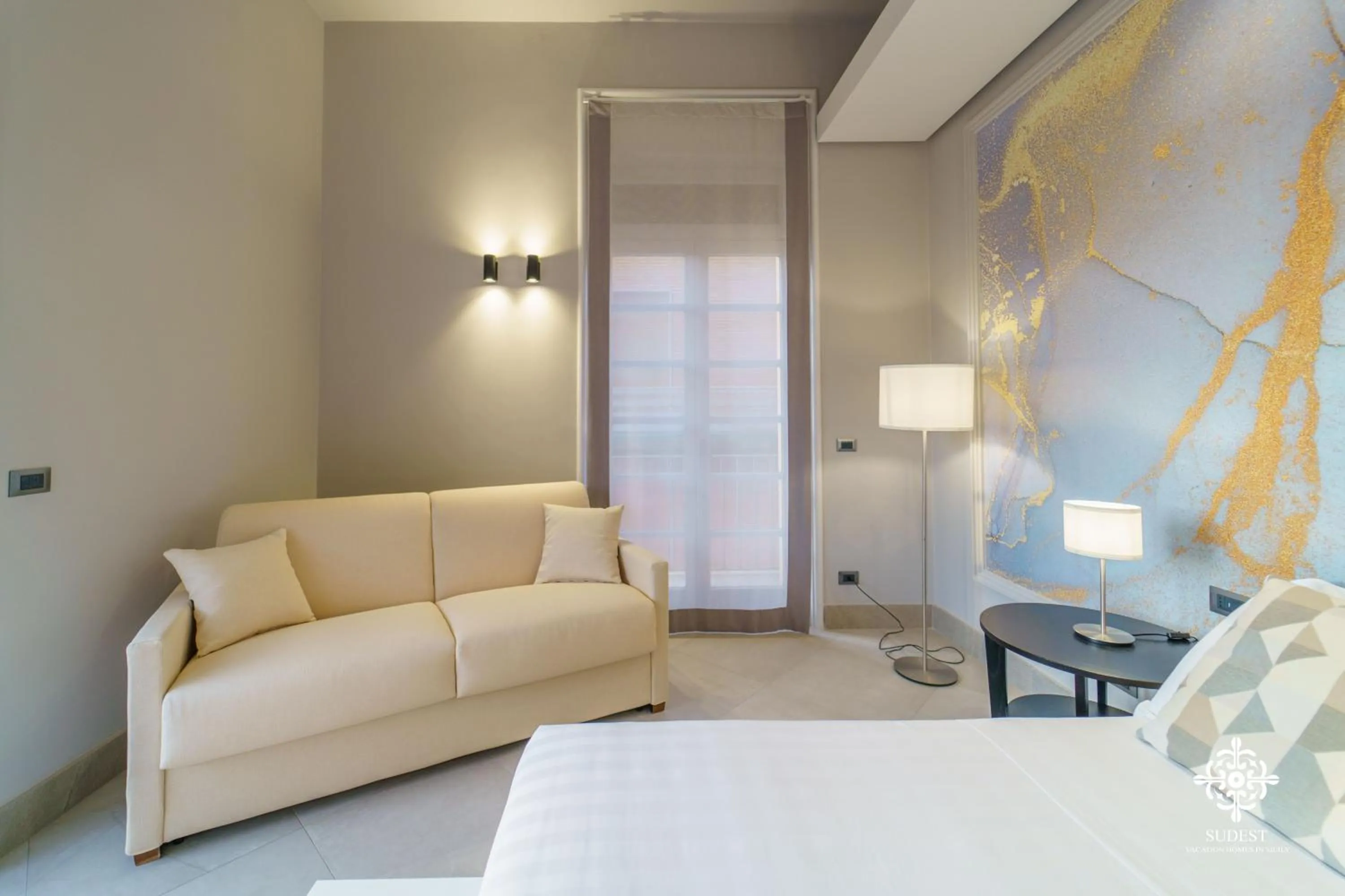 Living room, Bed in Matteotti Luxury Residence