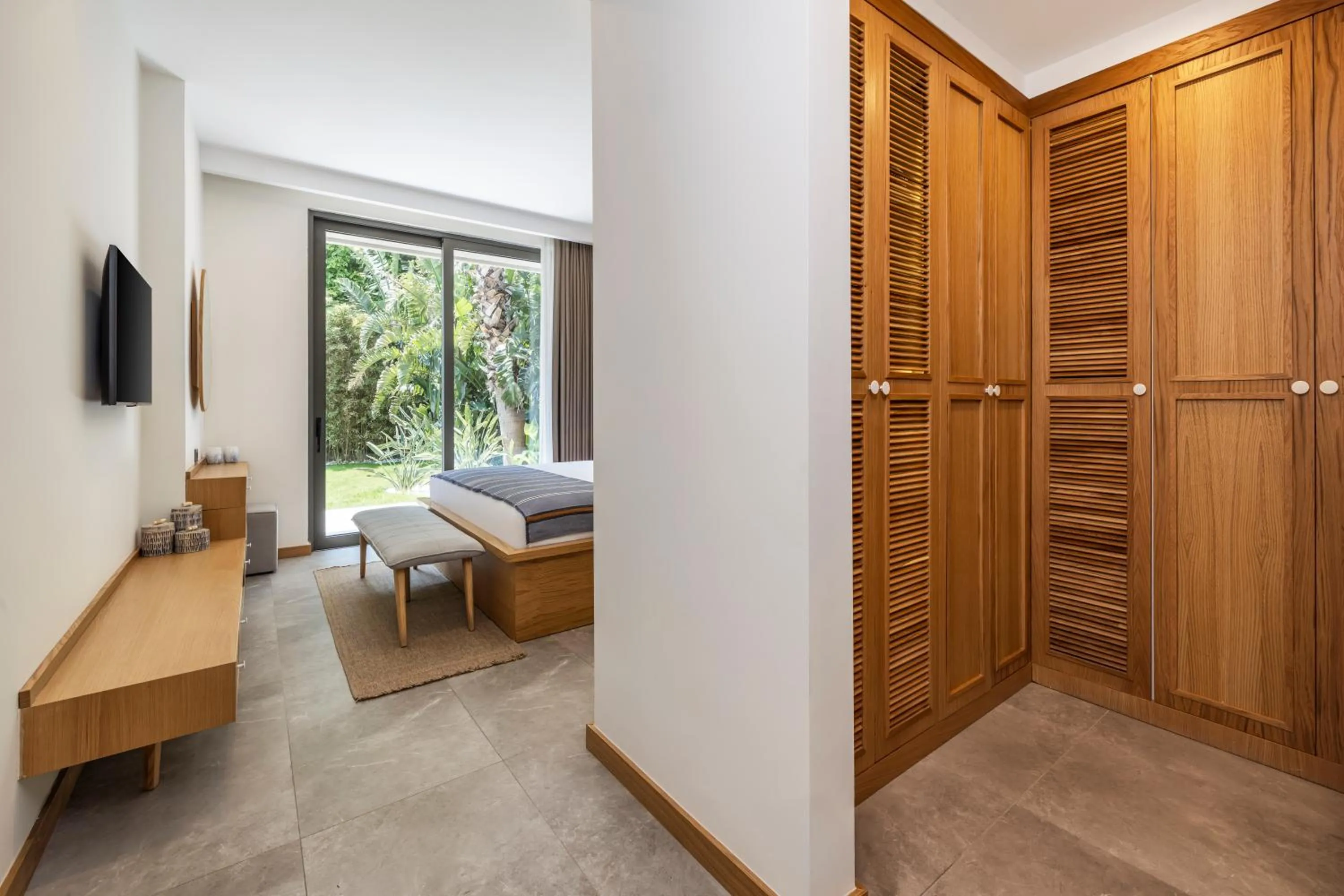 wardrobe, Bed in Mirada Exclusive Bodrum