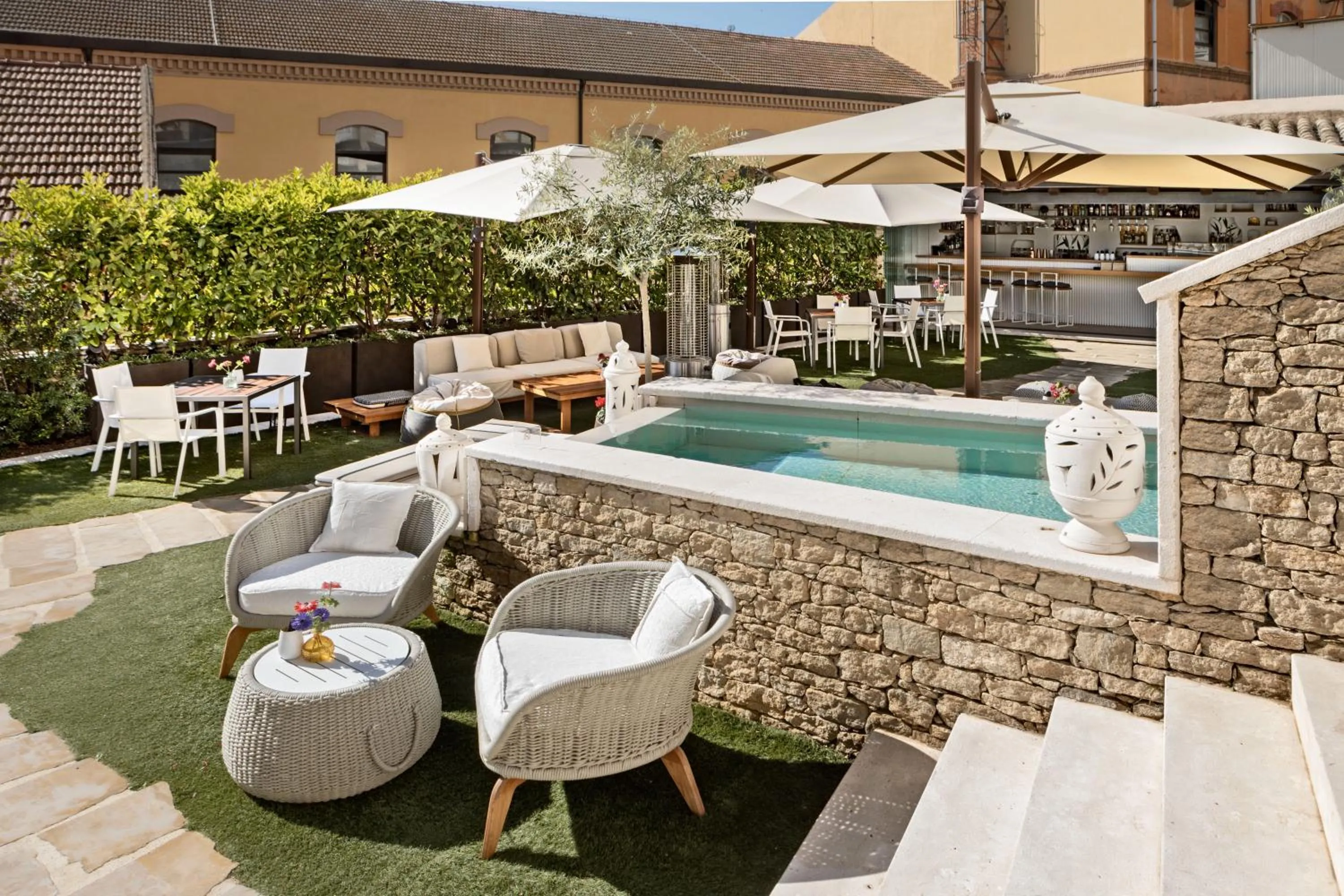 Garden in Casa Clàt - Boutique Hotel